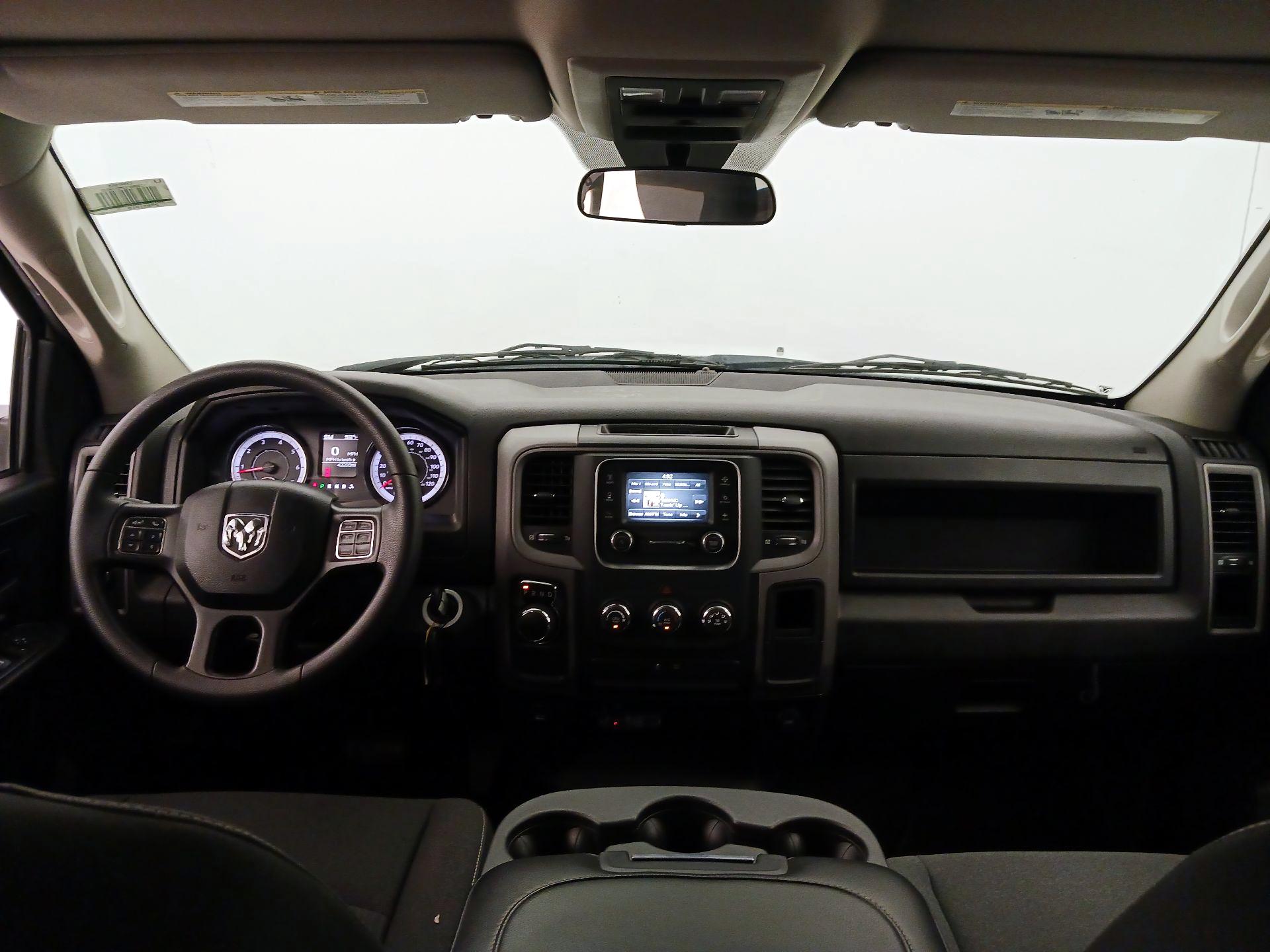 Thumbnail: 2021 RAM 1500 Classic - 9