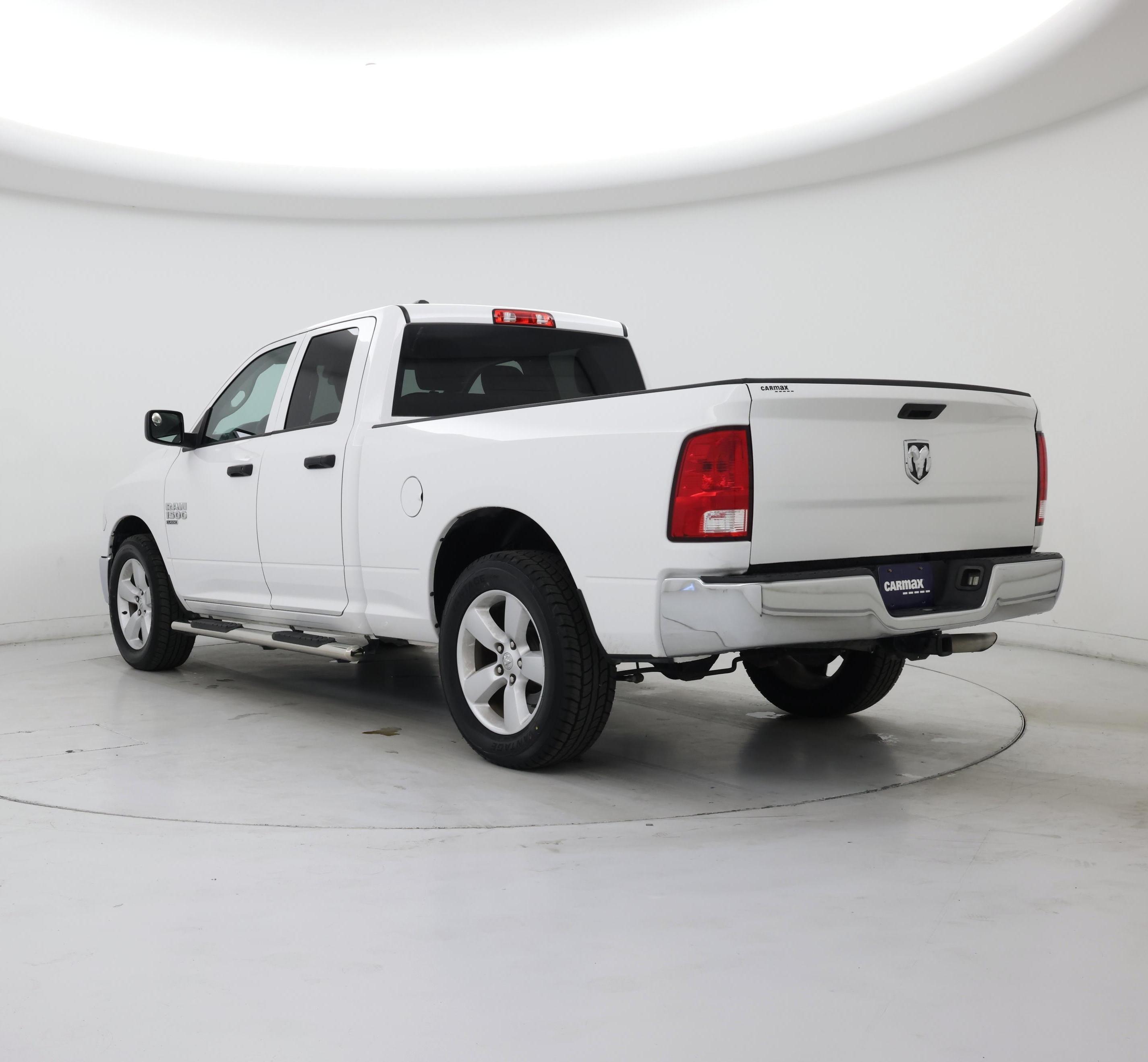Thumbnail: 2021 RAM 1500 Classic - 2