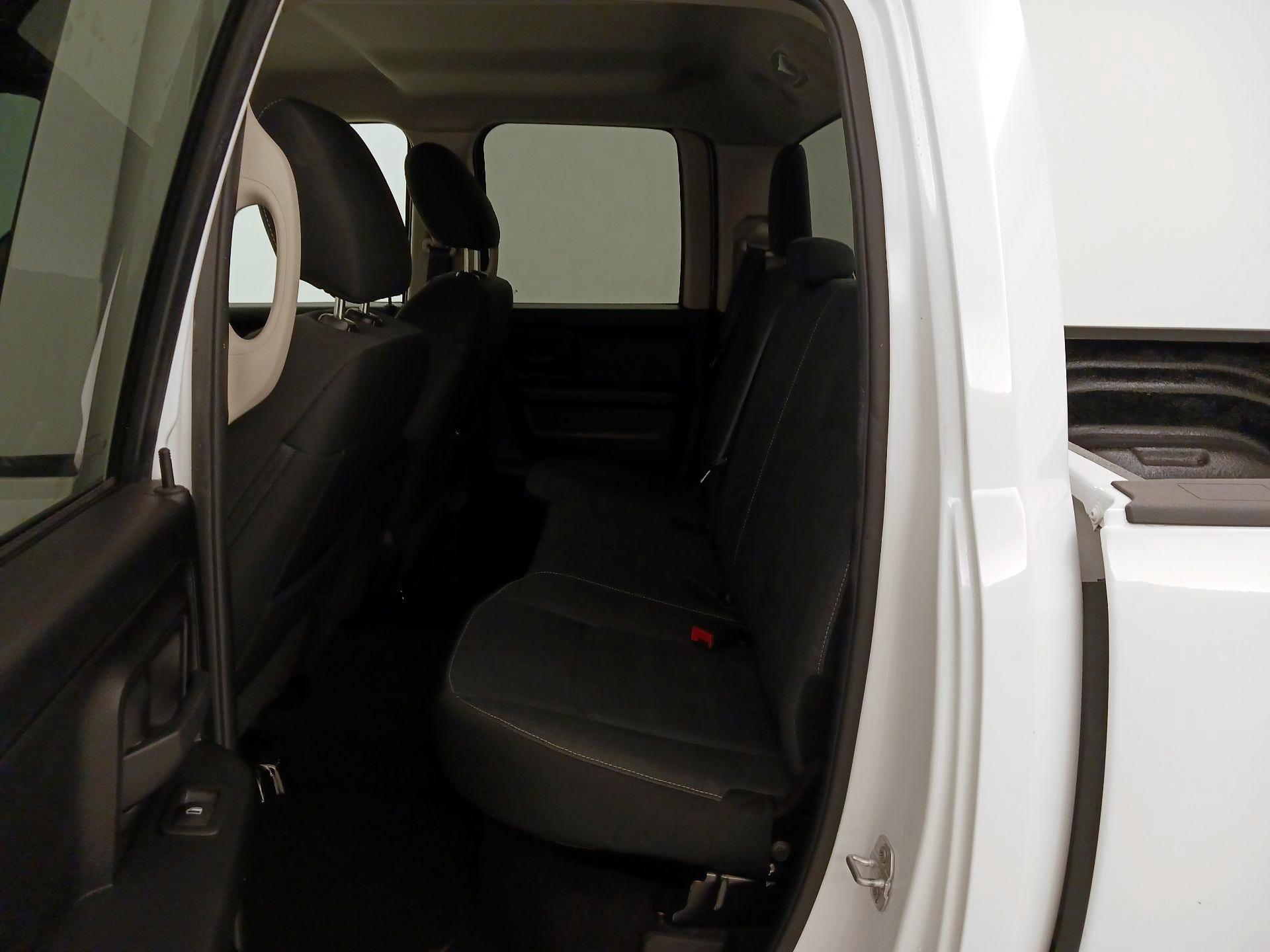 Thumbnail: 2021 RAM 1500 Classic - 19