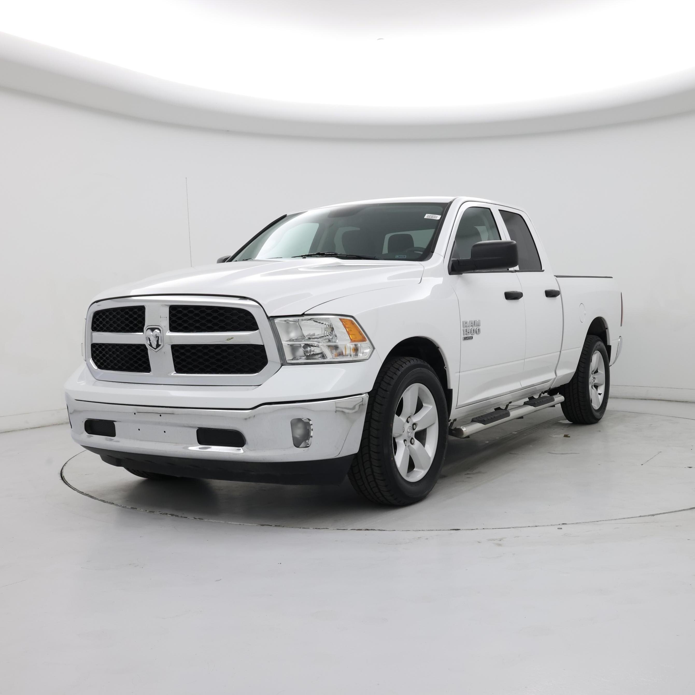 Thumbnail: 2021 RAM 1500 Classic - 4