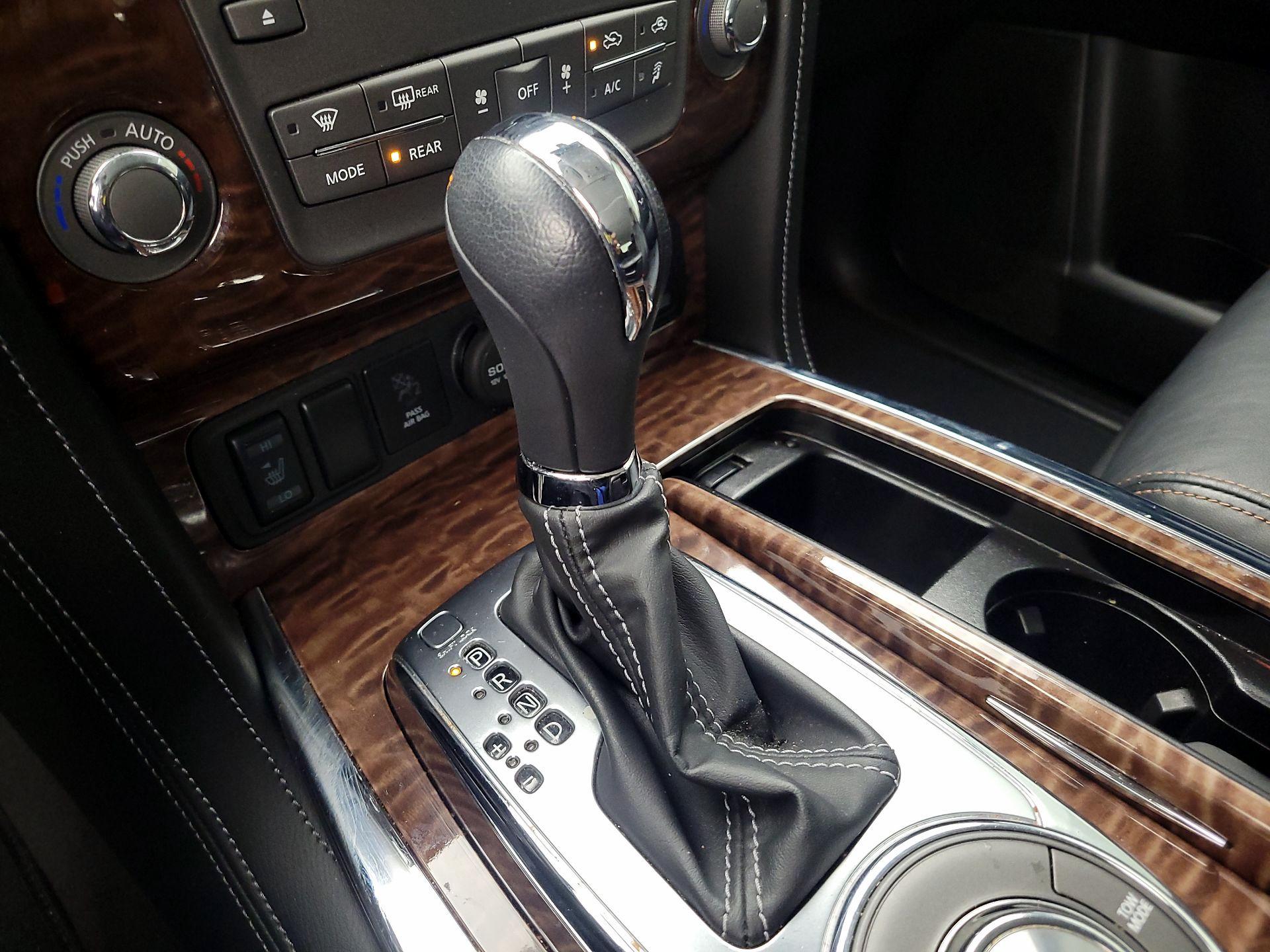 Thumbnail: 2020 Nissan Armada - 18