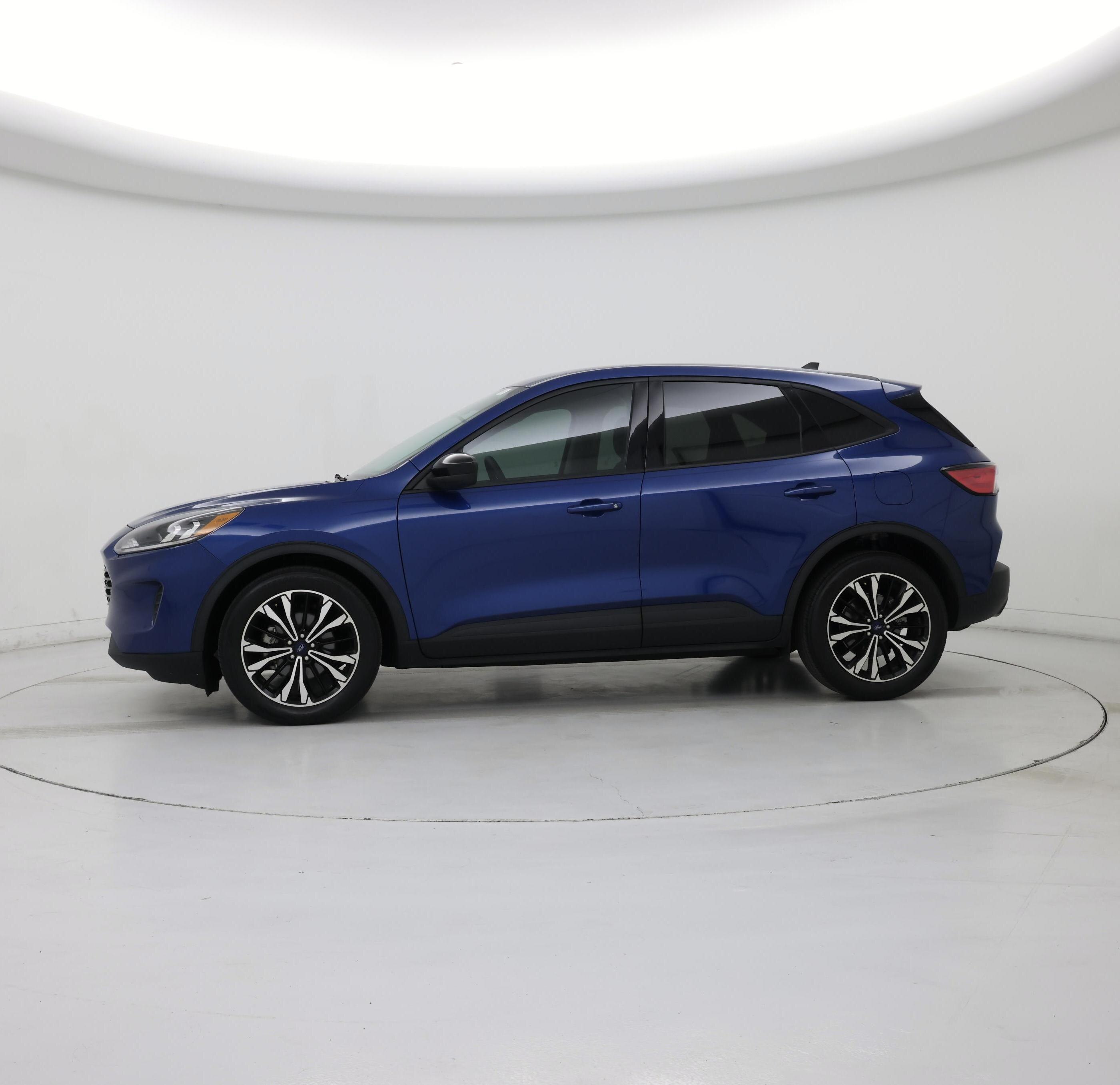 Thumbnail: 2022 Ford Escape - 3