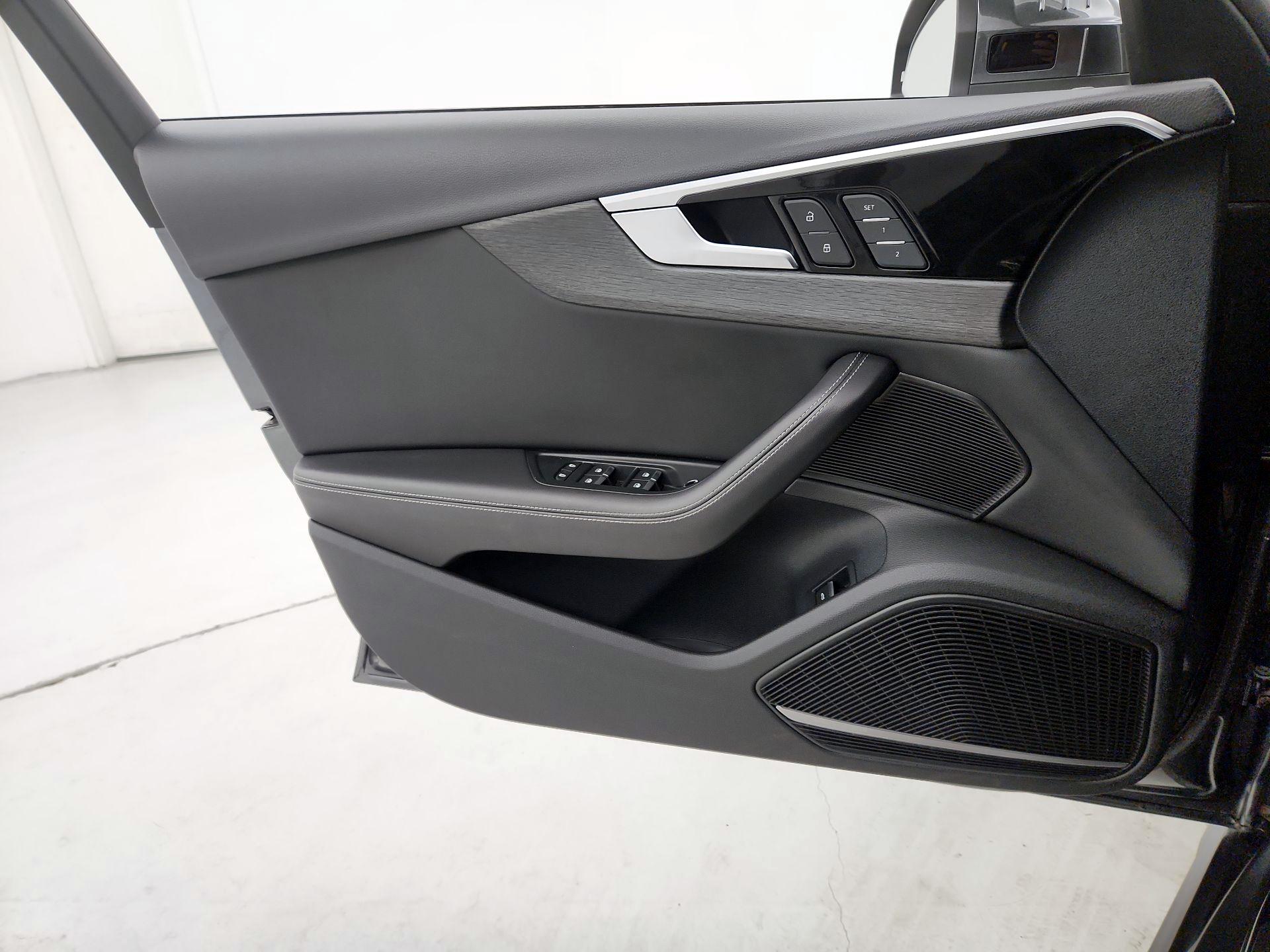 Thumbnail: 2020 Audi A4 - 12