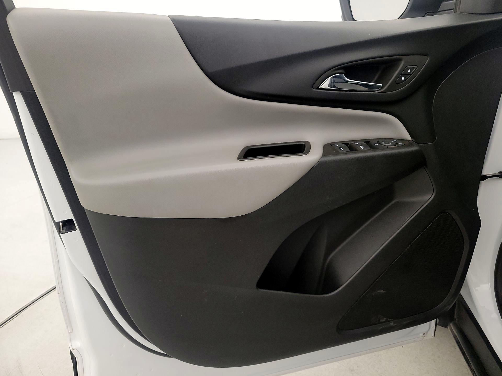 Thumbnail: 2023 Chevrolet Equinox - 12