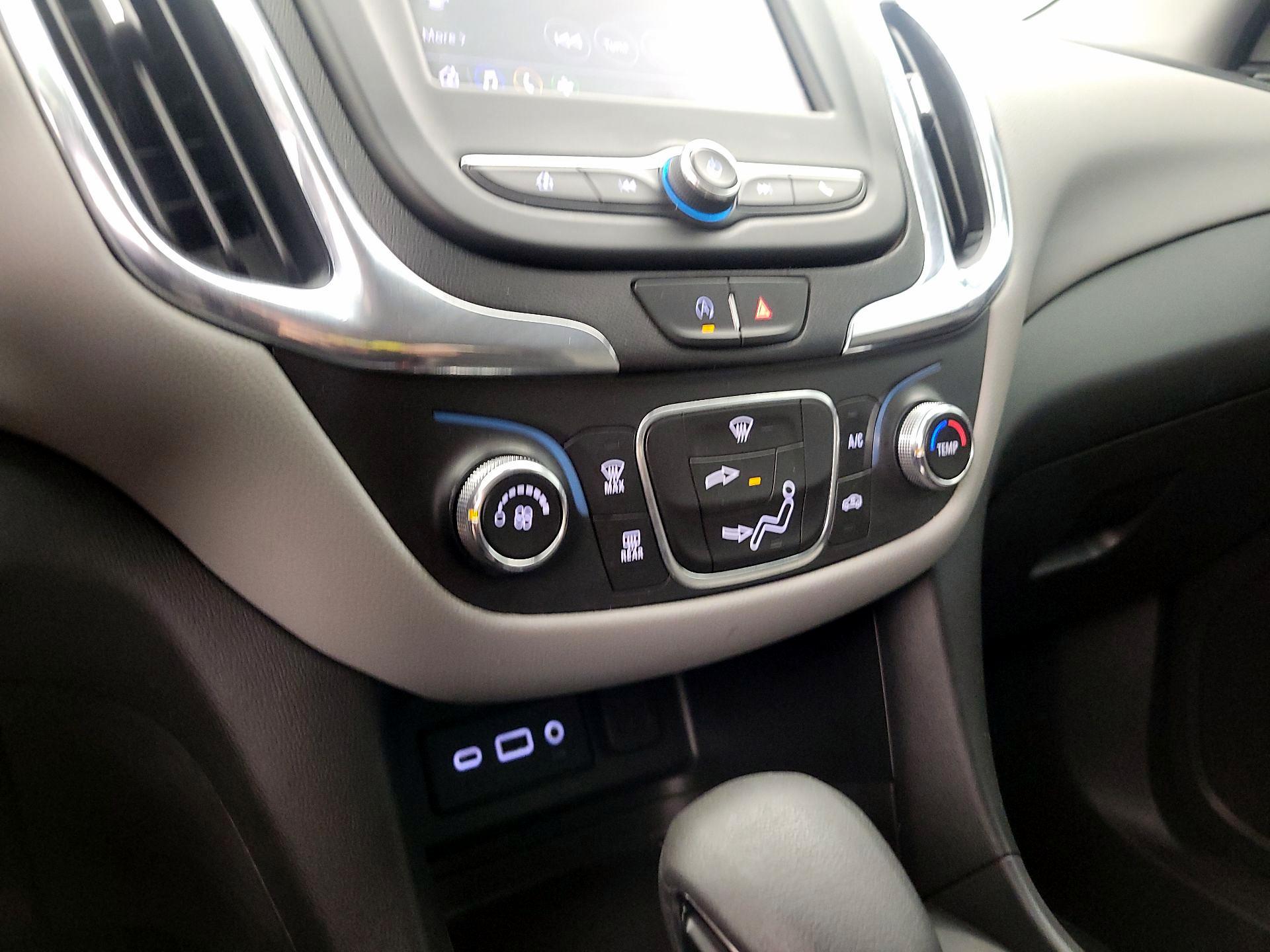 Thumbnail: 2023 Chevrolet Equinox - 16