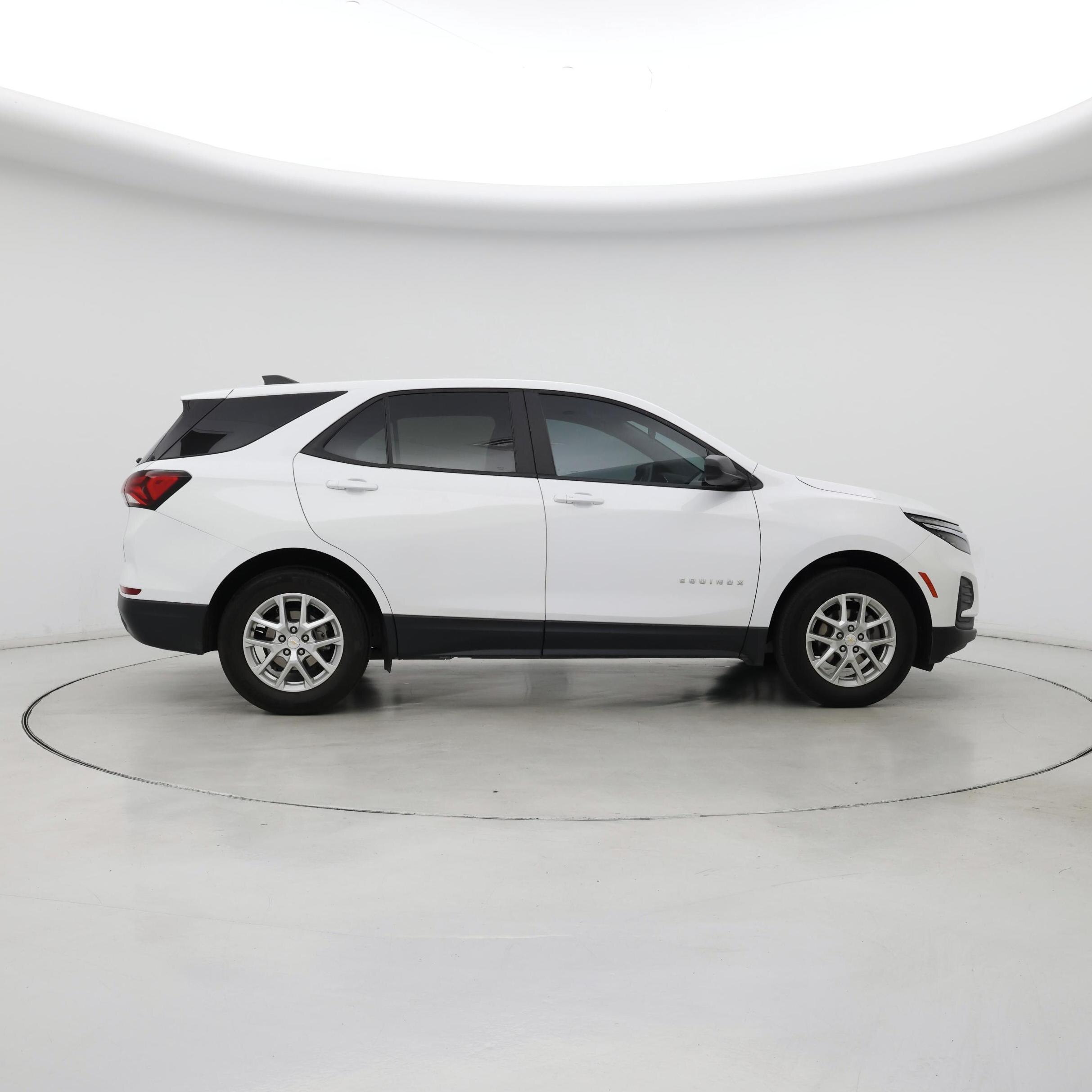 Thumbnail: 2023 Chevrolet Equinox - 7