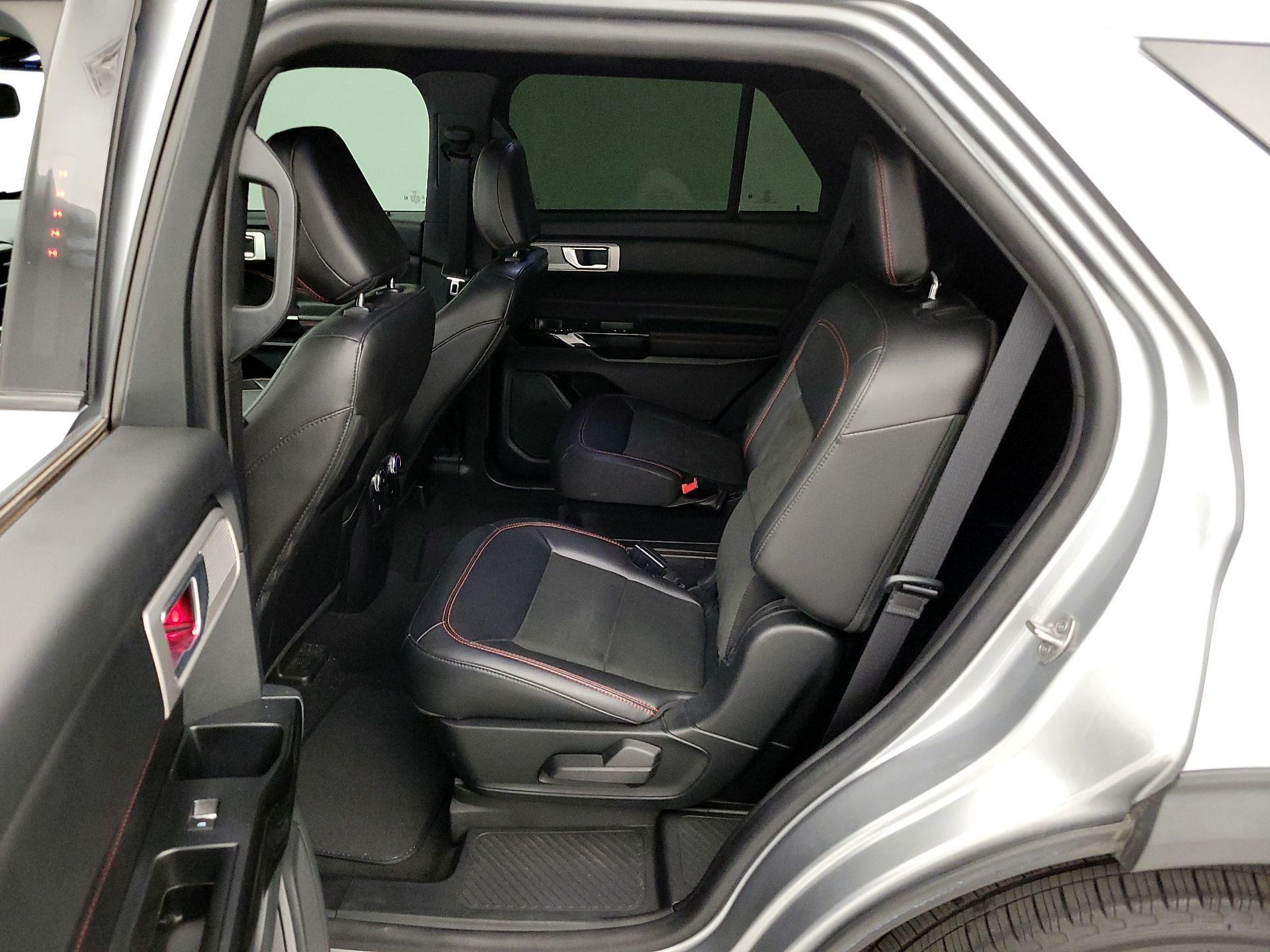 Thumbnail: 2022 Ford Explorer - 20
