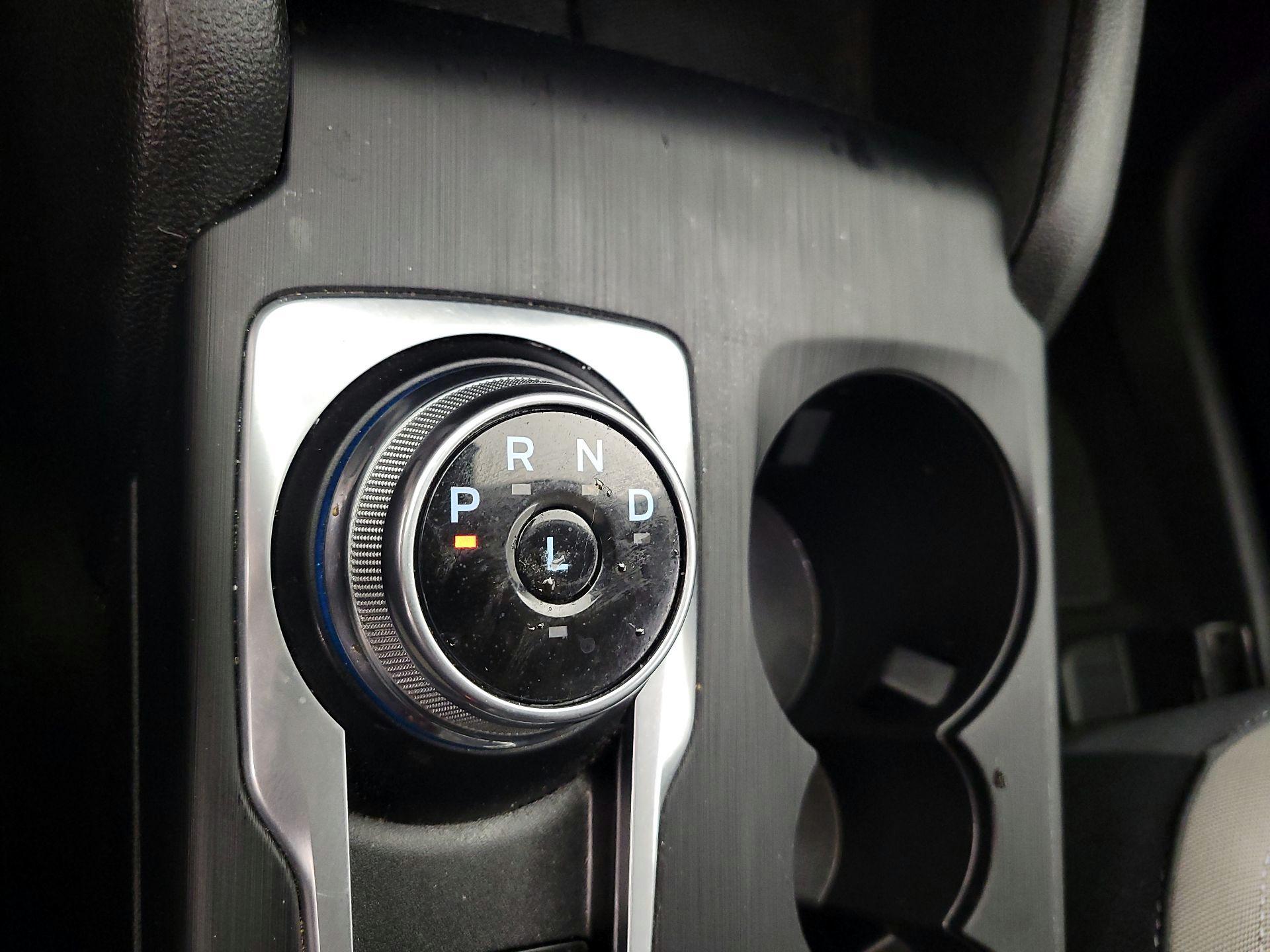 Thumbnail: 2022 Ford Escape - 17