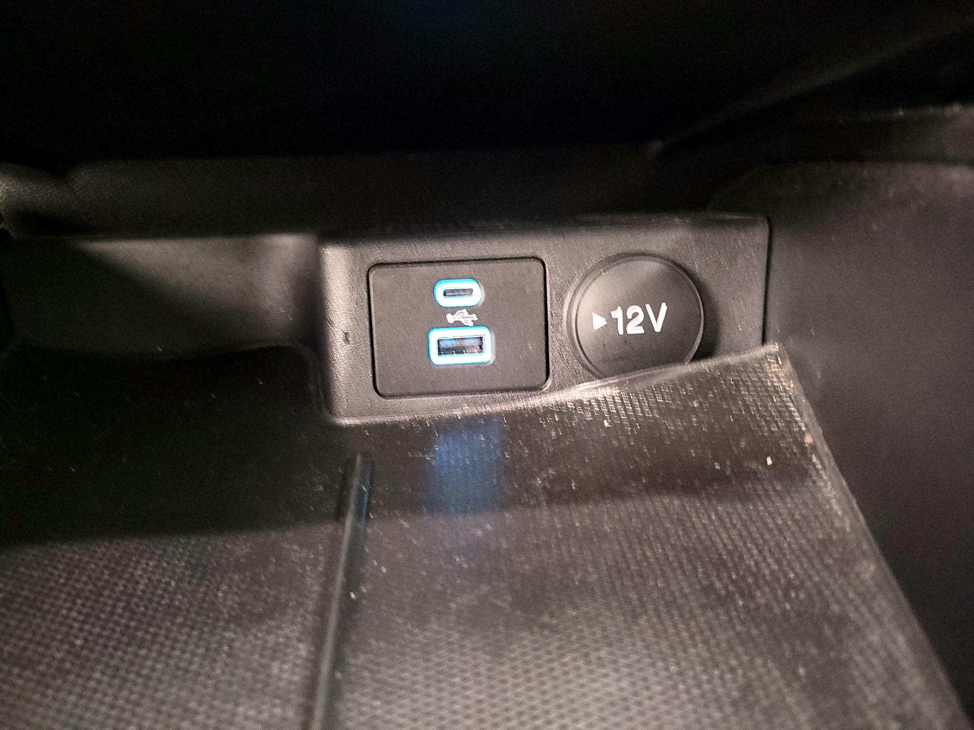 Thumbnail: 2022 Ford Escape - 18