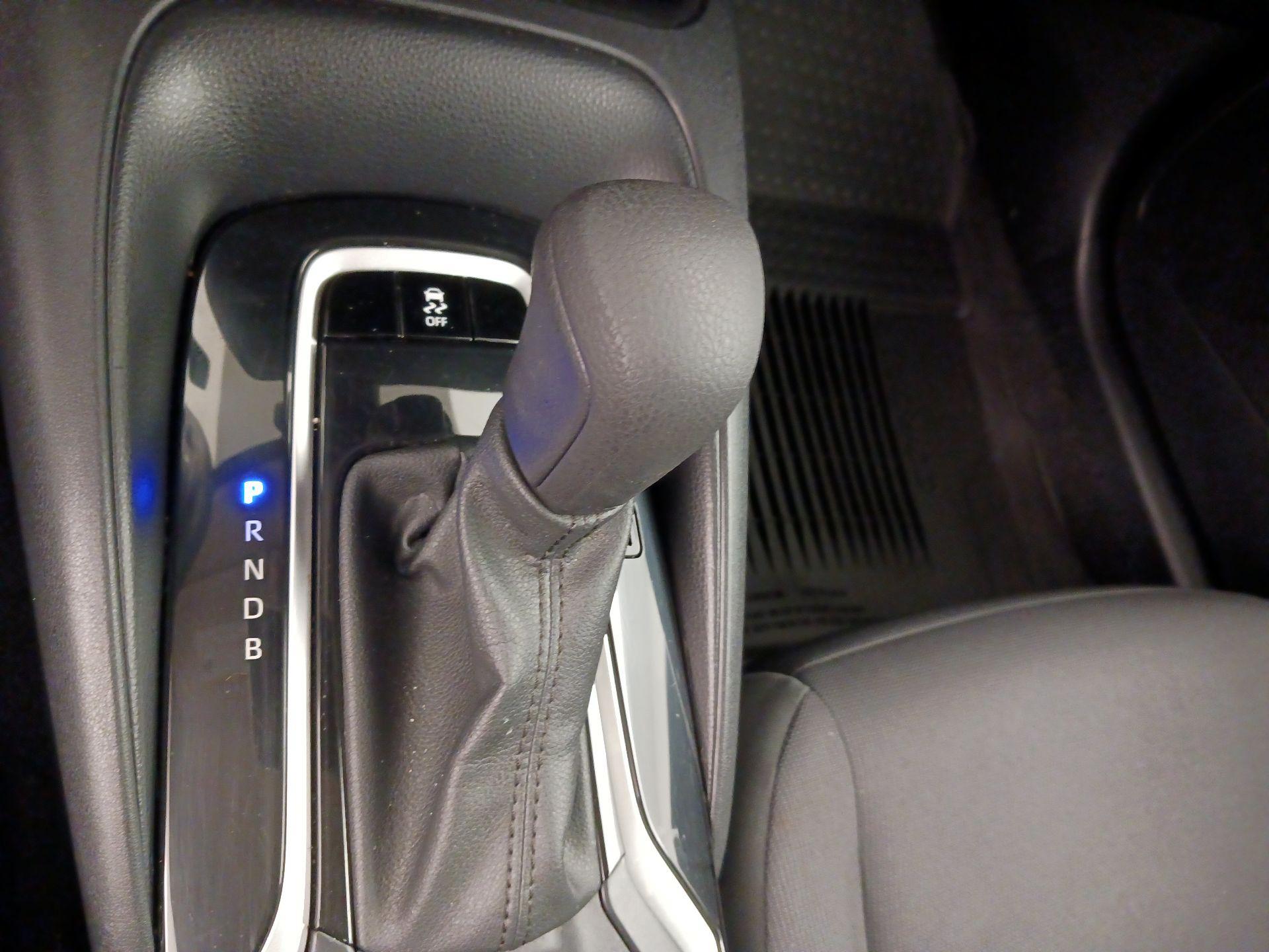 Thumbnail: 2023 Toyota Corolla - 17