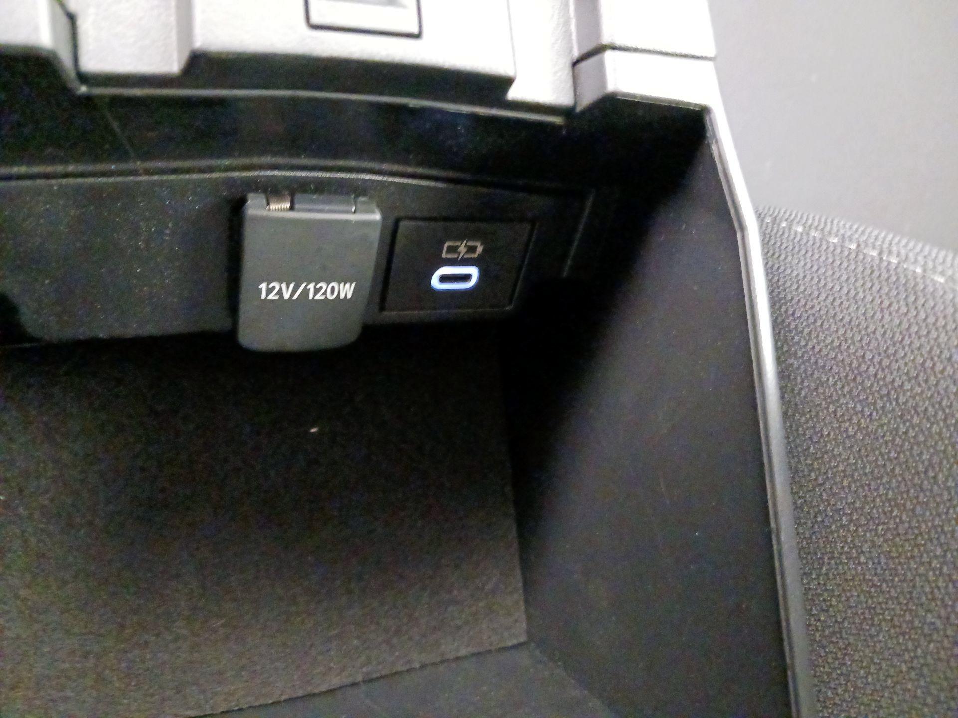 Thumbnail: 2023 Toyota Corolla - 18