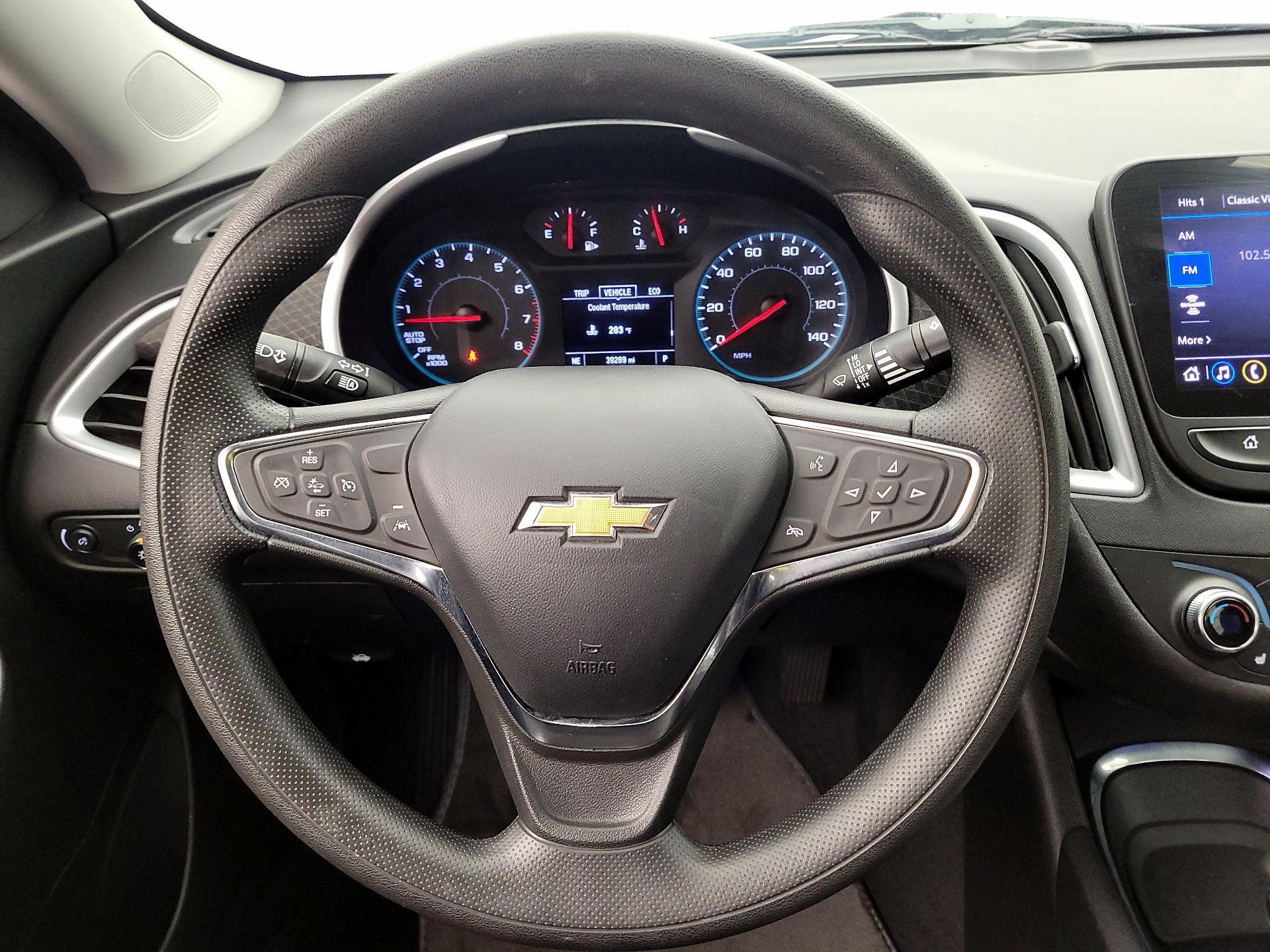 Thumbnail: 2023 Chevrolet Malibu - 10