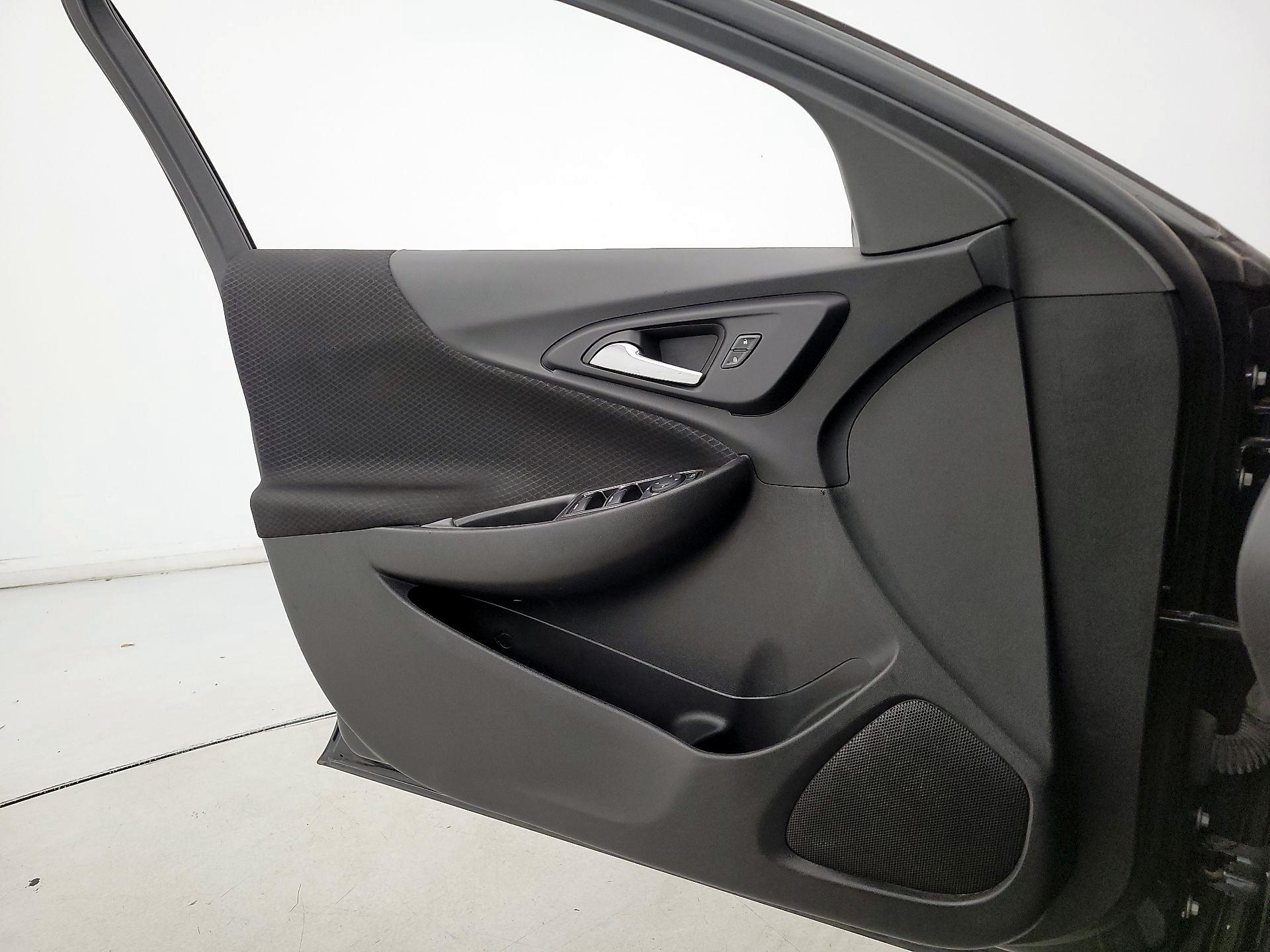 Thumbnail: 2023 Chevrolet Malibu - 12