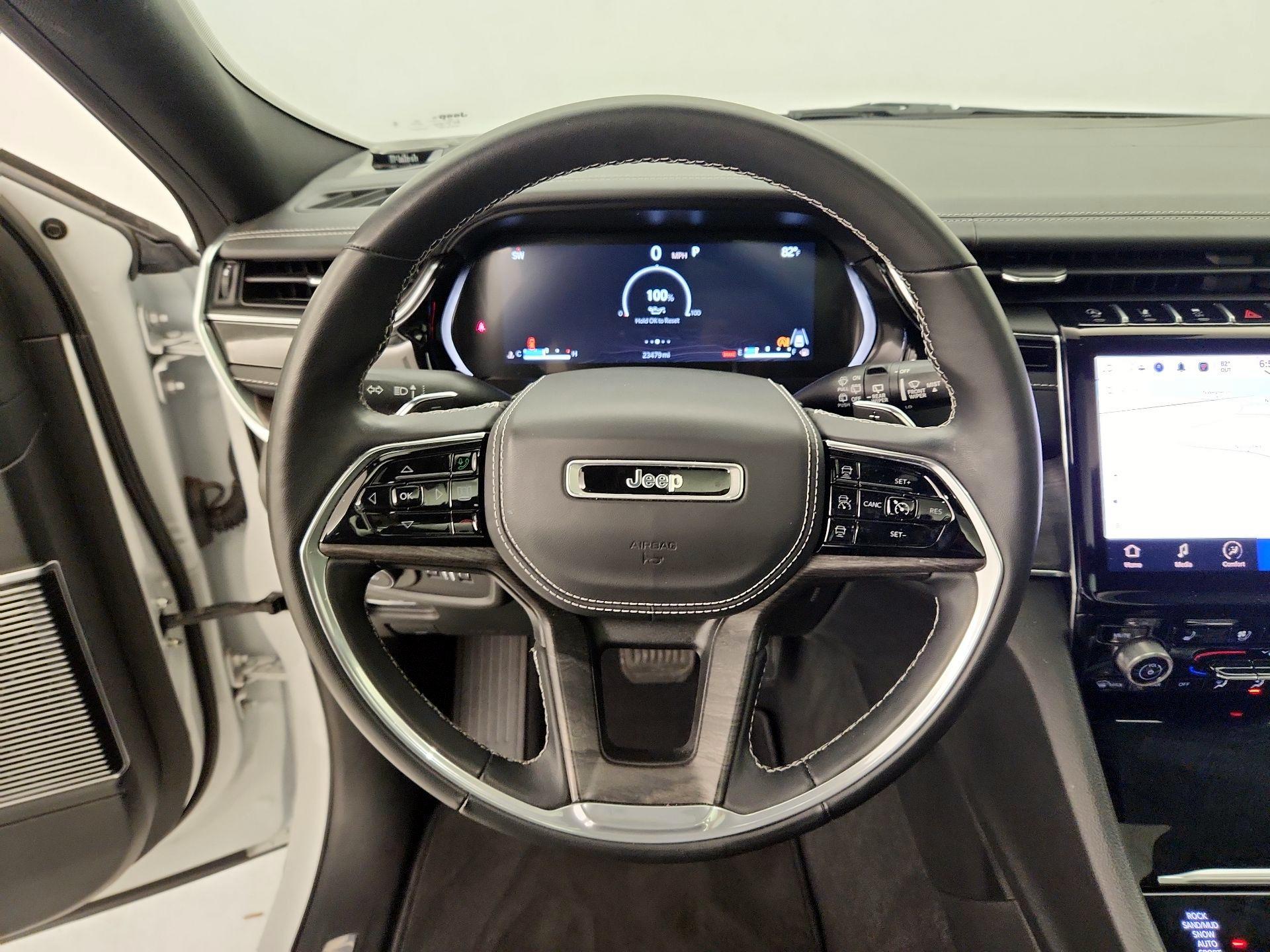 Thumbnail: 2022 Jeep Grand Cherokee - 10