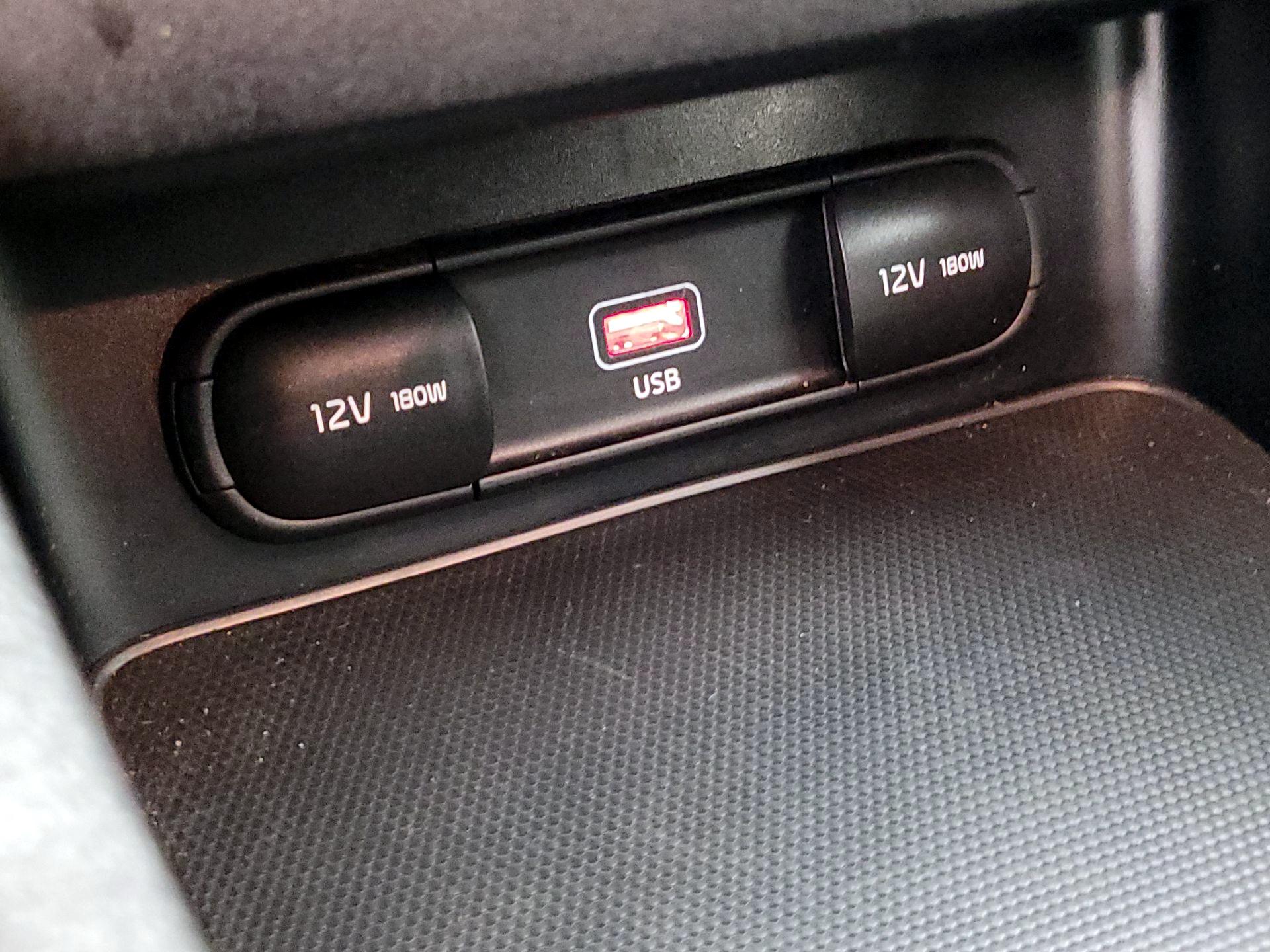 Thumbnail: 2023 Kia Forte - 18