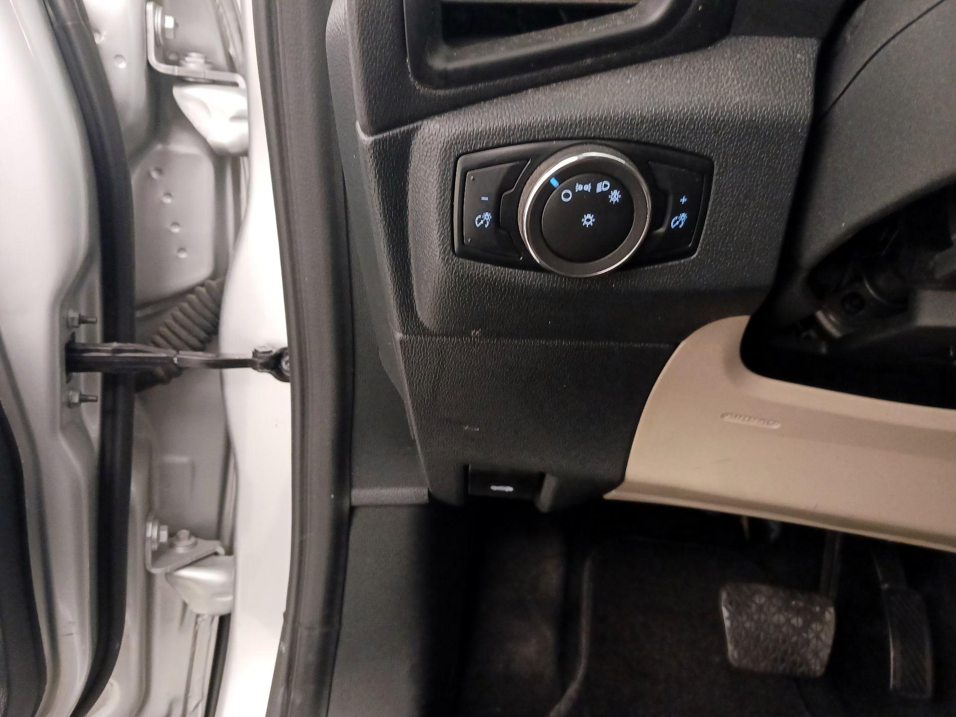 Thumbnail: 2021 Ford EcoSport - 13