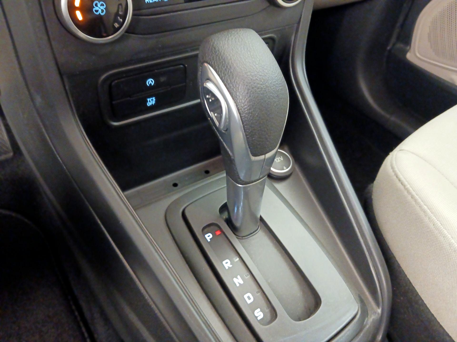 Thumbnail: 2021 Ford EcoSport - 18