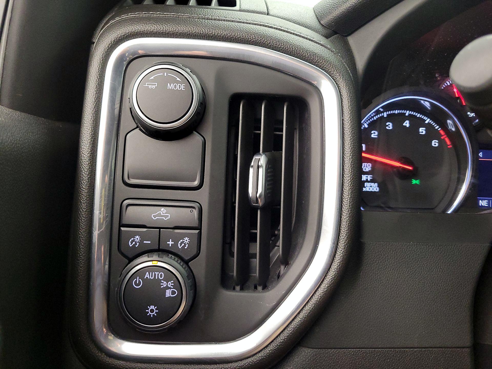 Thumbnail: 2022 Chevrolet Silverado 1500 - 13