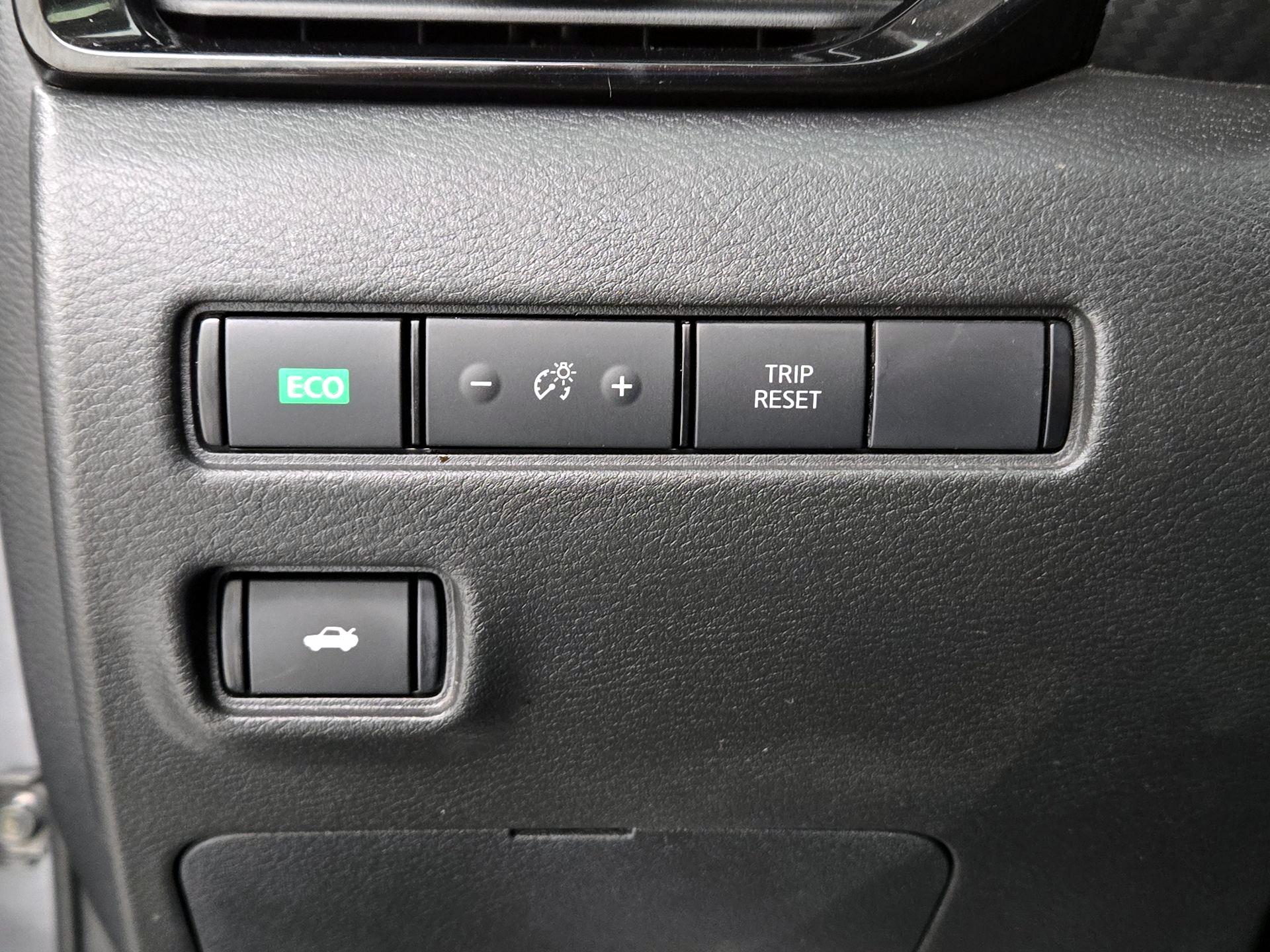 Thumbnail: 2023 Nissan Sentra - 13