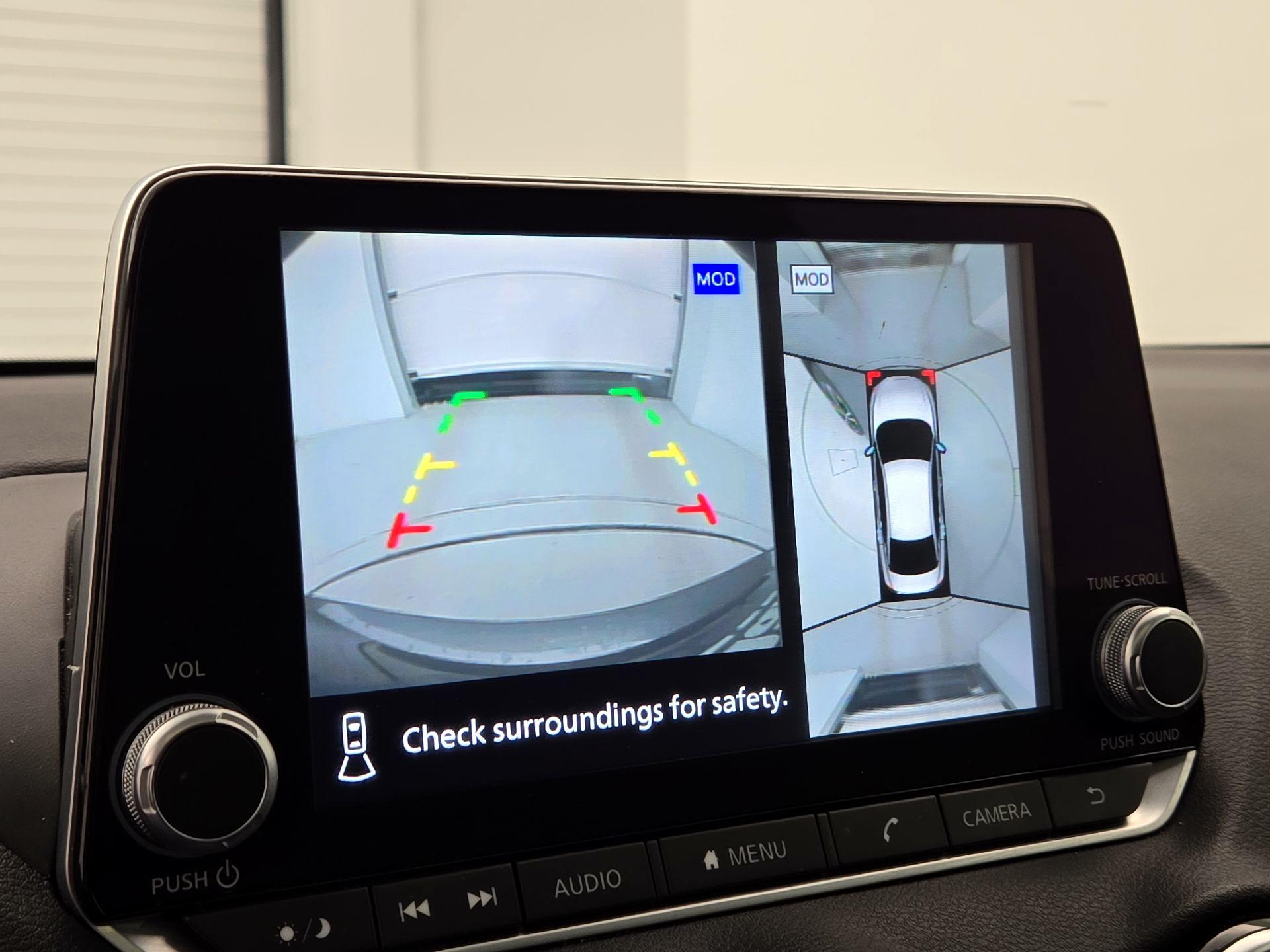 Thumbnail: 2023 Nissan Sentra - 14