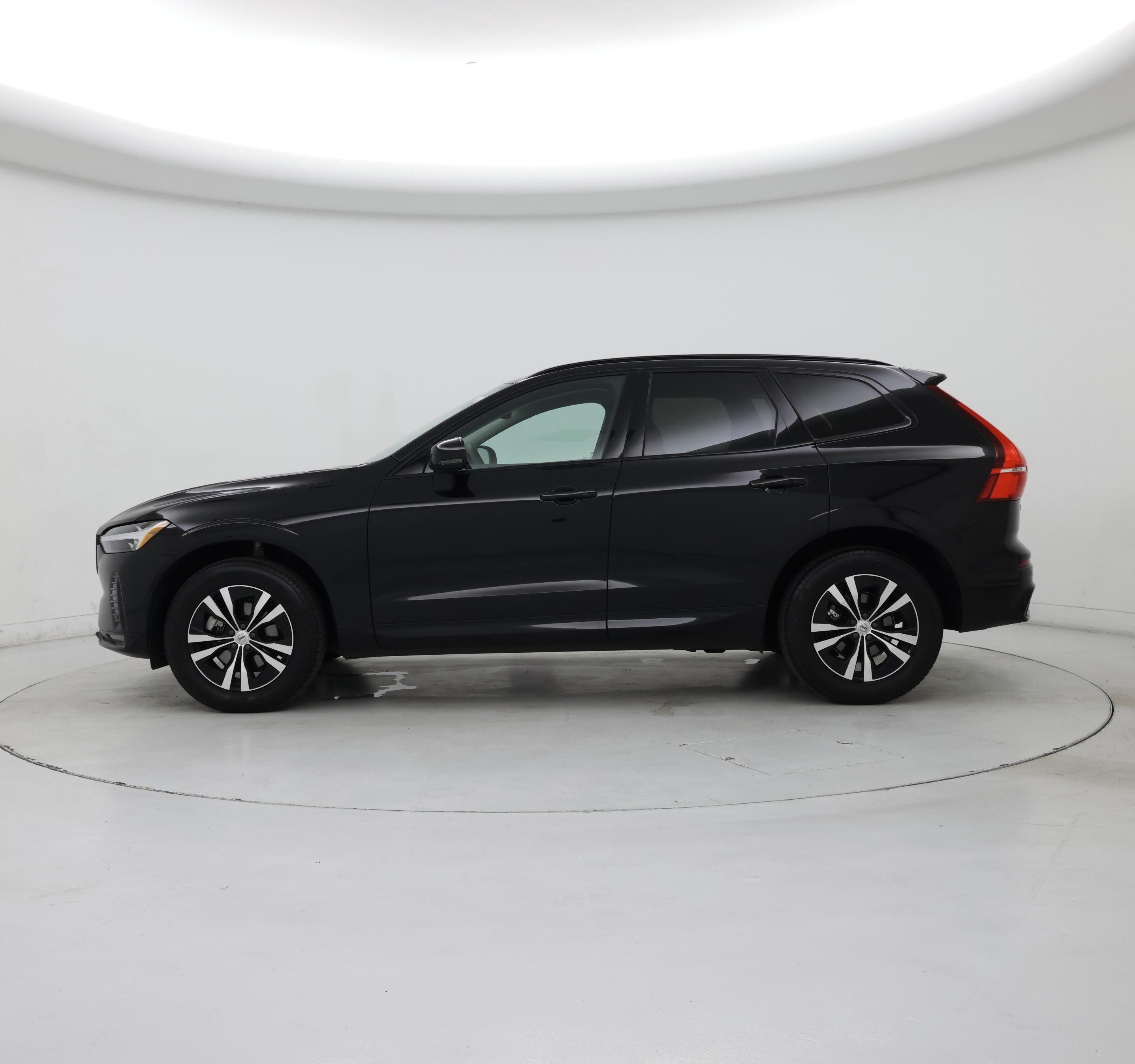 Thumbnail: 2024 Volvo XC60 - 3