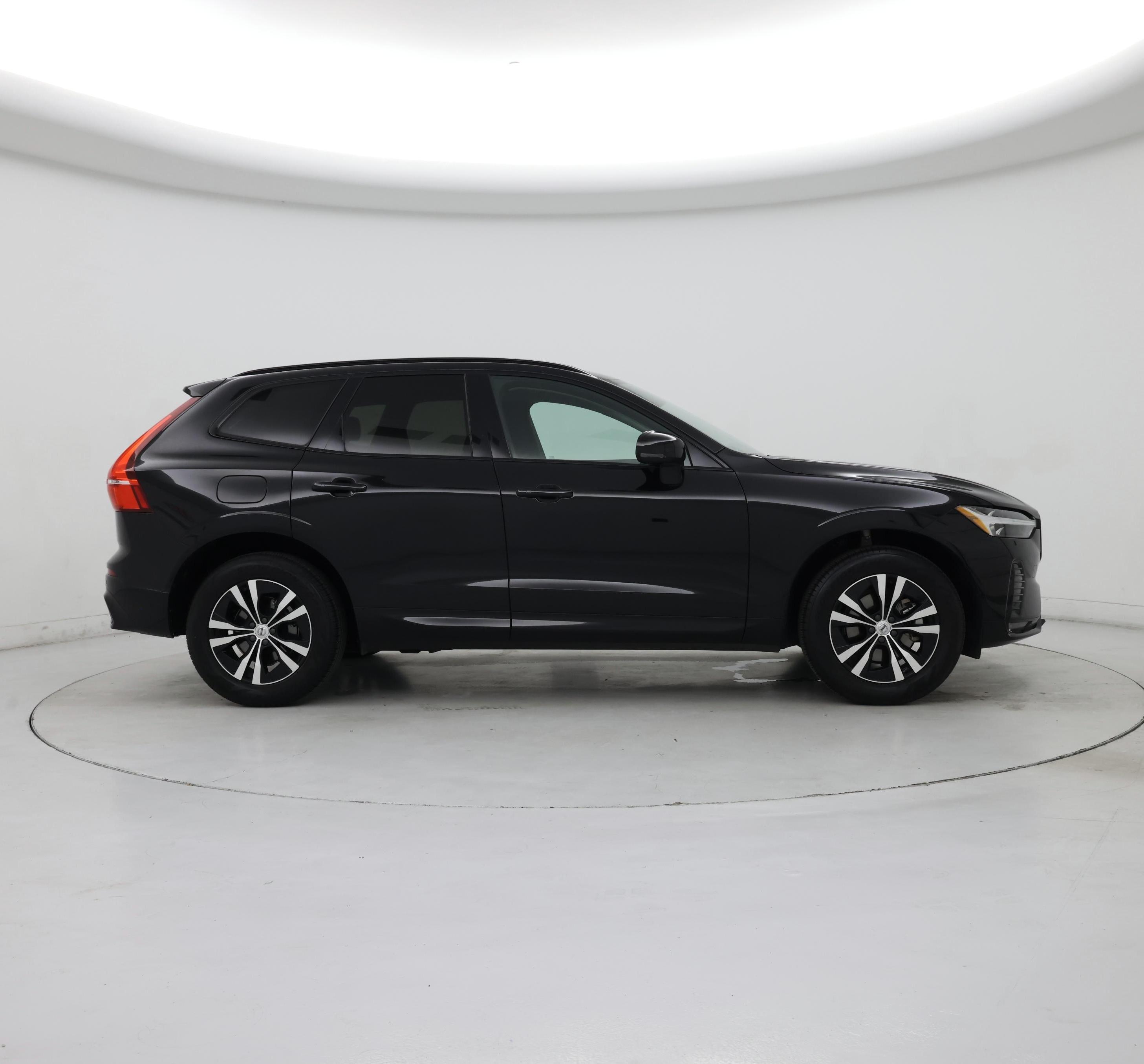 Thumbnail: 2024 Volvo XC60 - 7