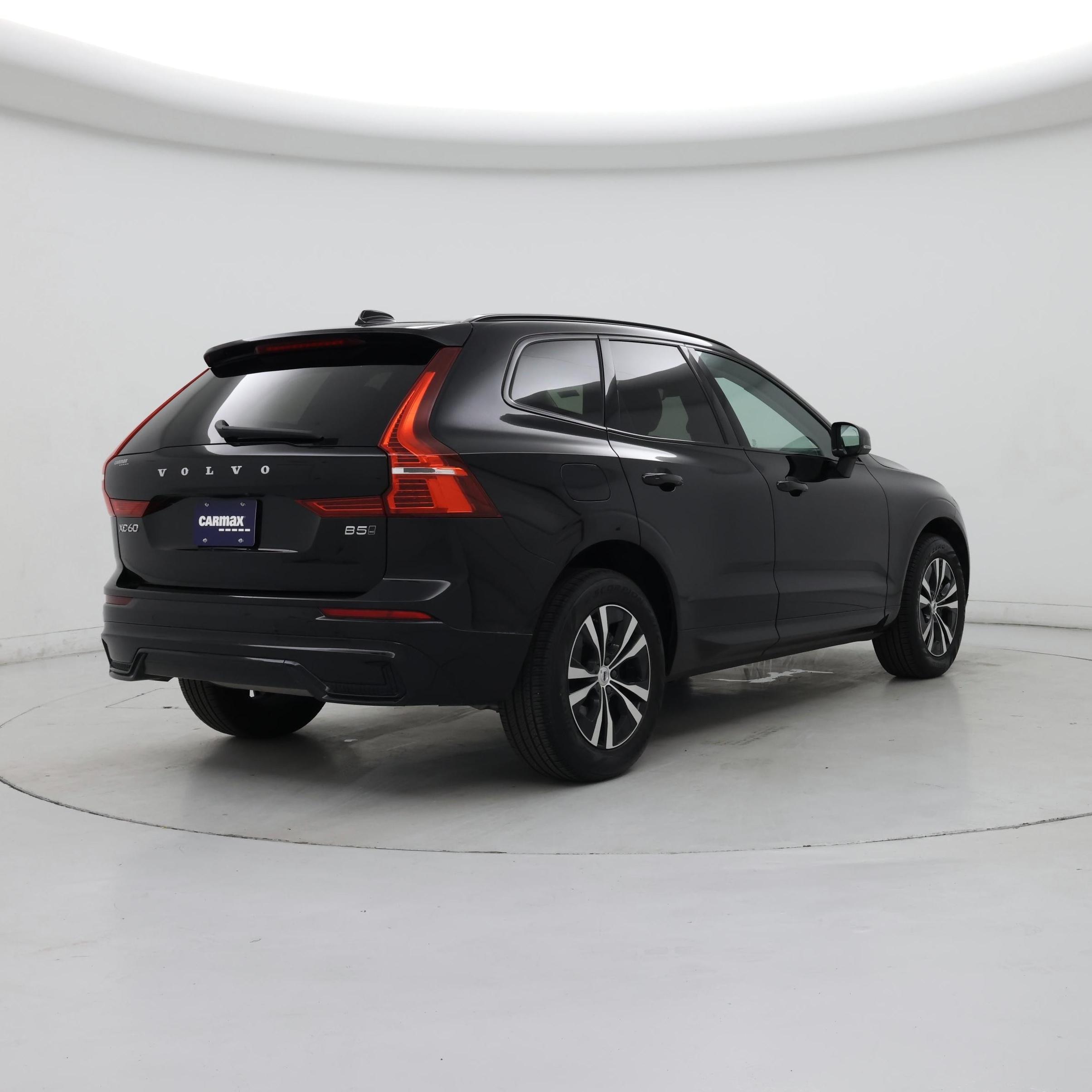 Thumbnail: 2024 Volvo XC60 - 8
