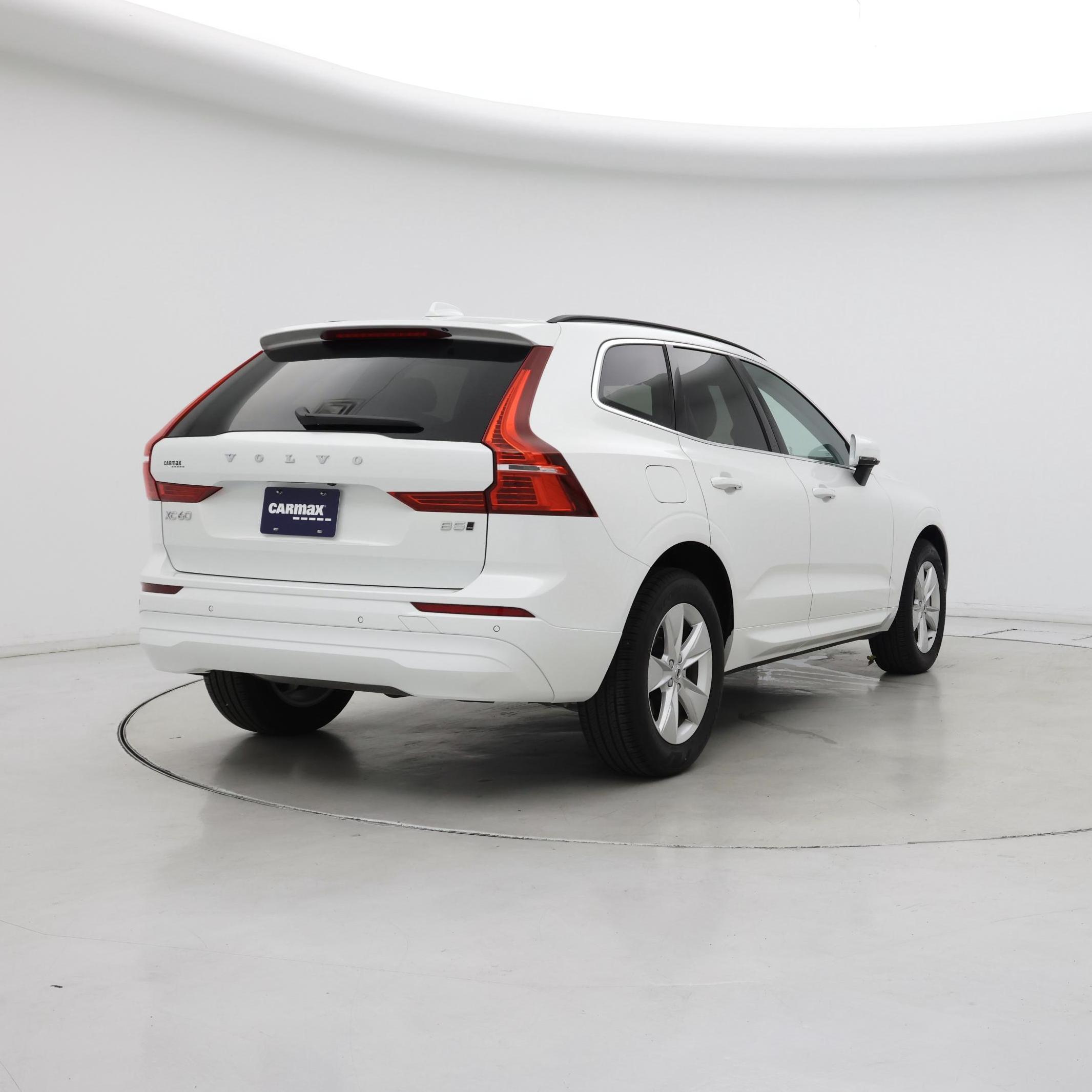 Thumbnail: 2022 Volvo XC60 - 8