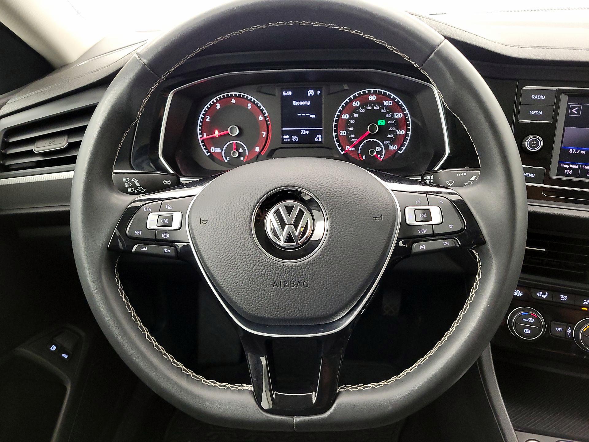 Thumbnail: 2021 Volkswagen Jetta - 10