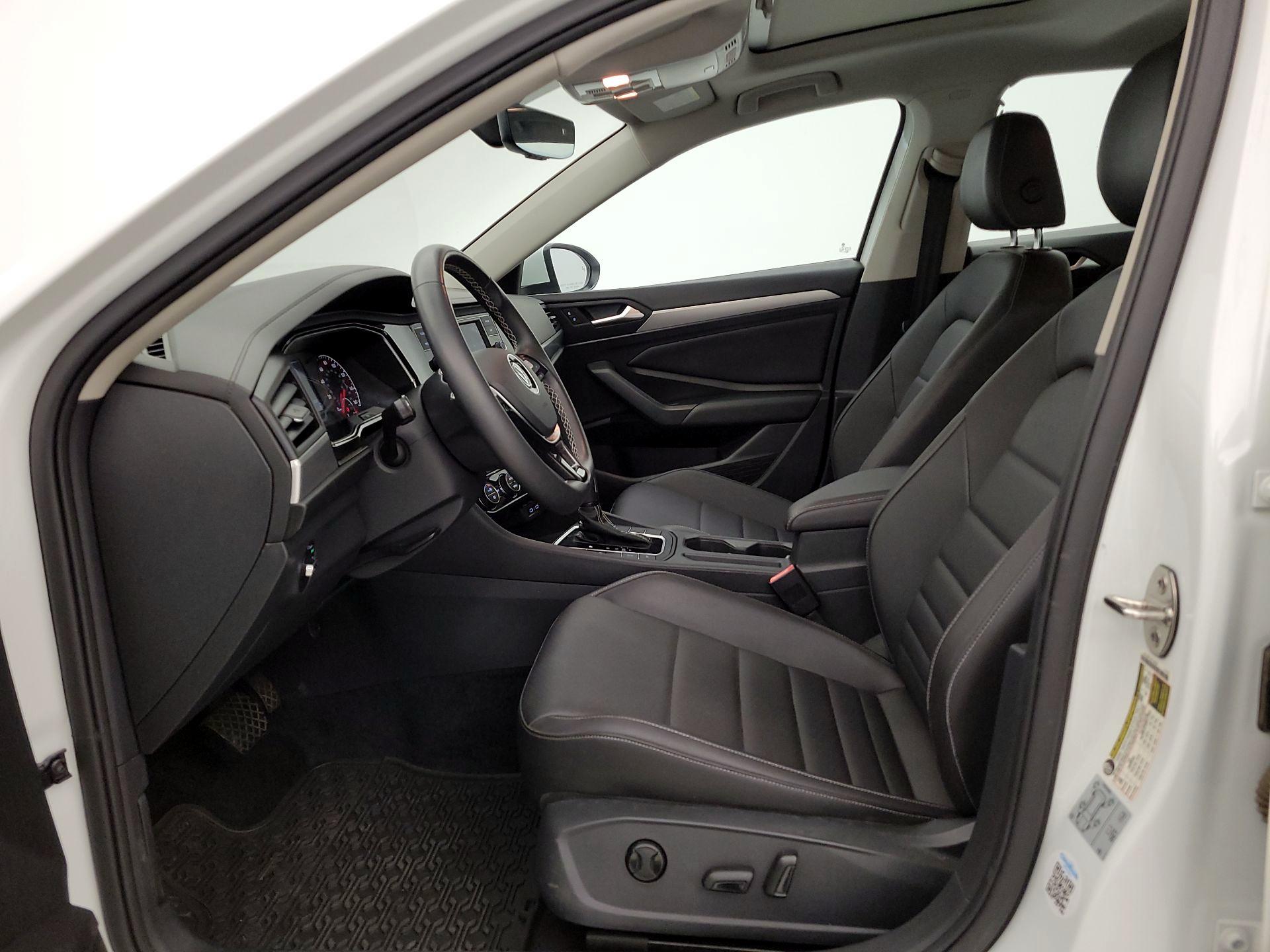 Thumbnail: 2021 Volkswagen Jetta - 11