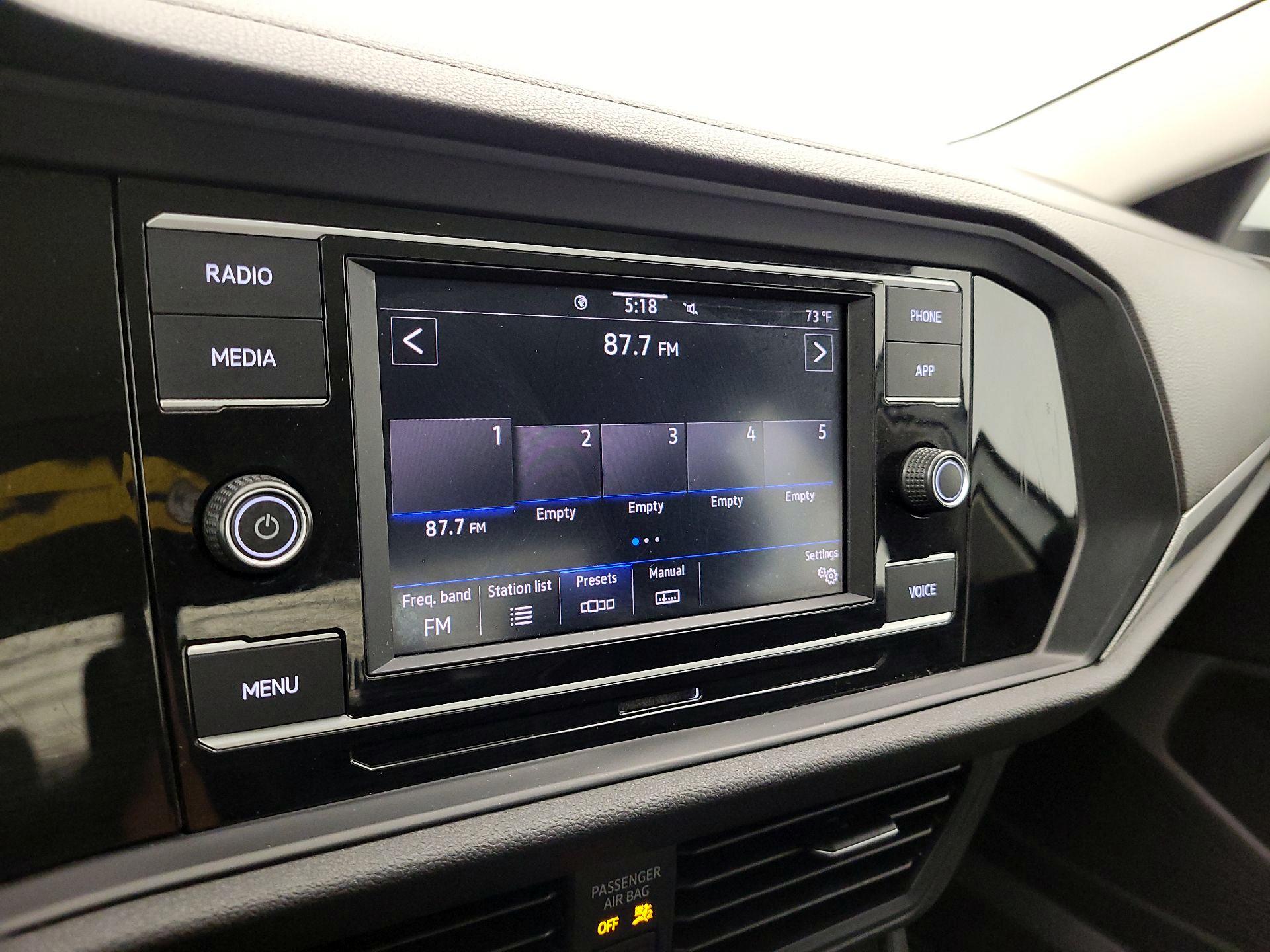 Thumbnail: 2021 Volkswagen Jetta - 15