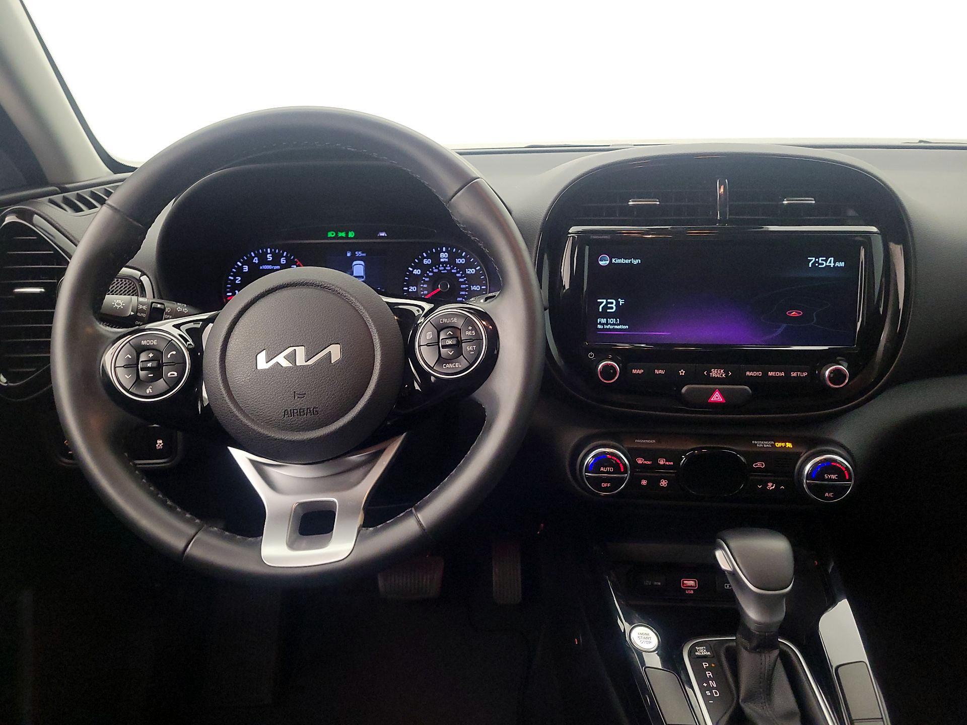 Thumbnail: 2022 Kia Soul - 10