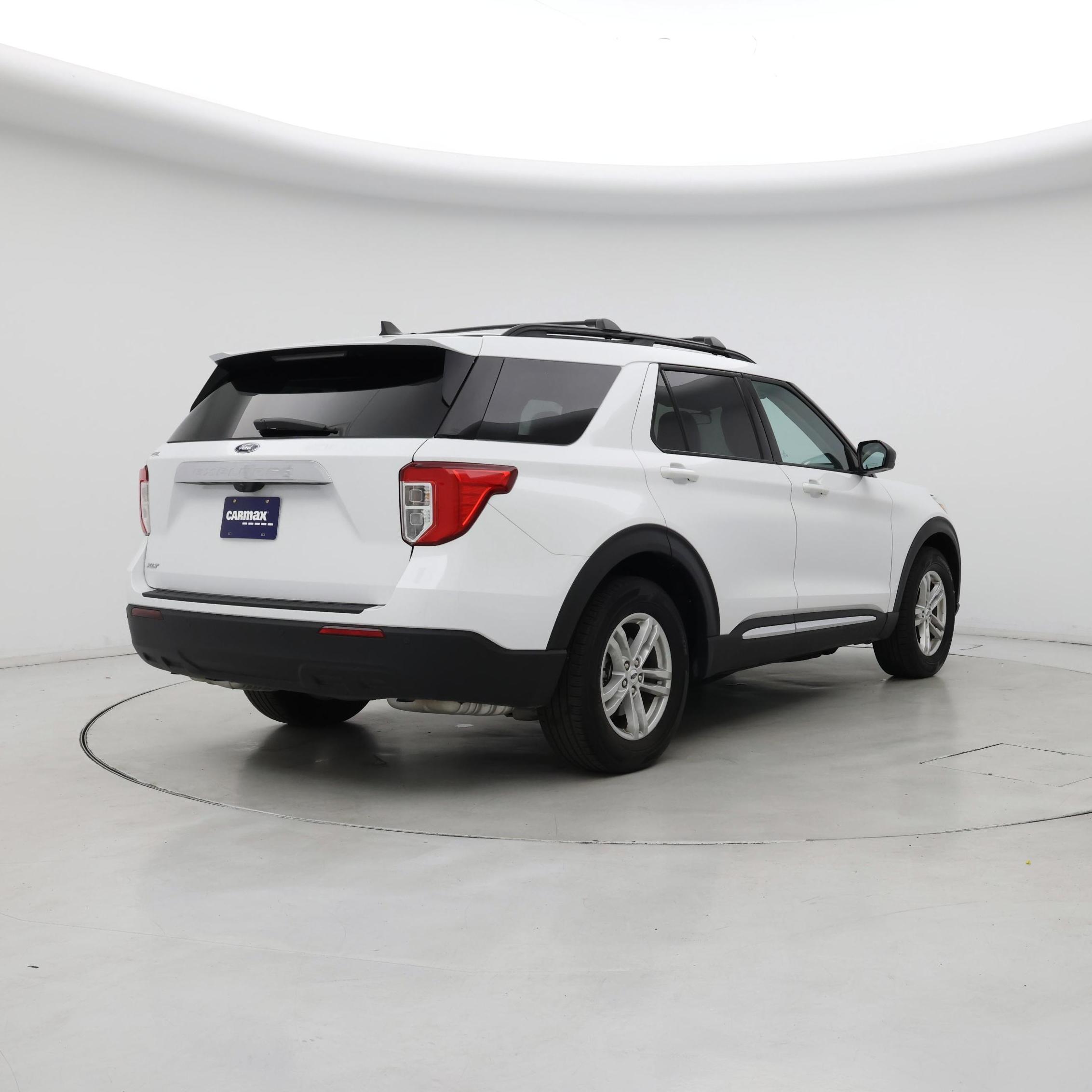 Thumbnail: 2023 Ford Explorer - 8