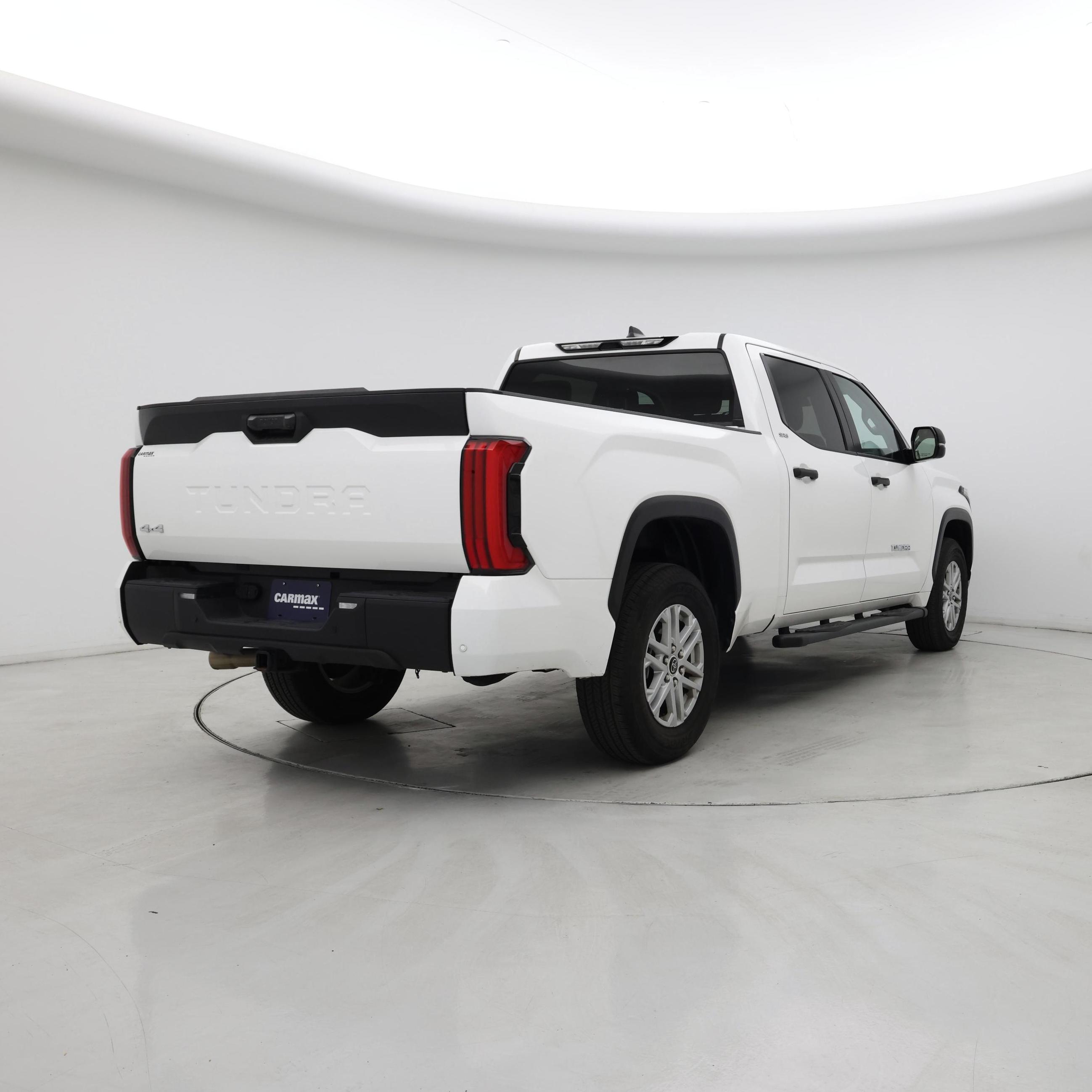 Thumbnail: 2024 Toyota Tundra - 8