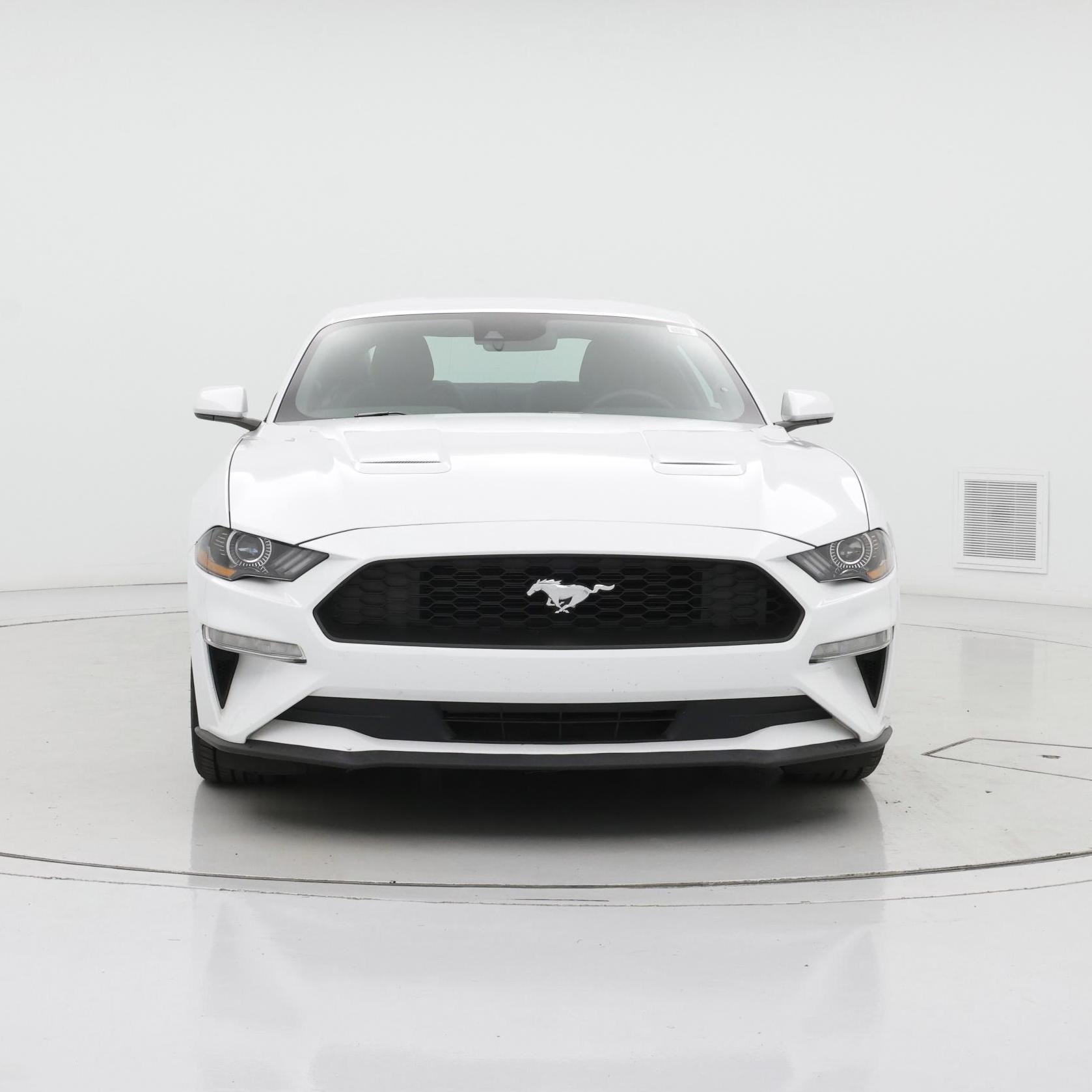 Thumbnail: 2022 Ford Mustang - 5