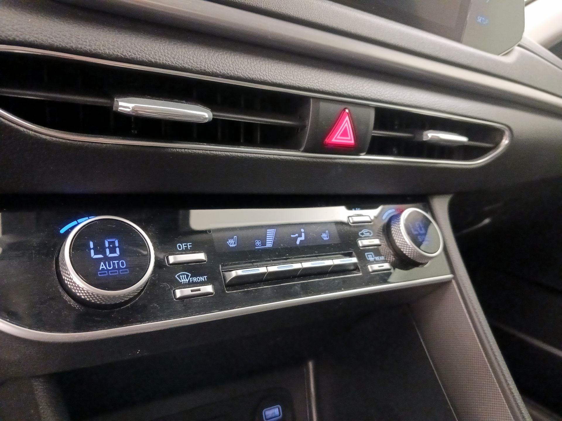 Thumbnail: 2023 Hyundai Sonata - 16