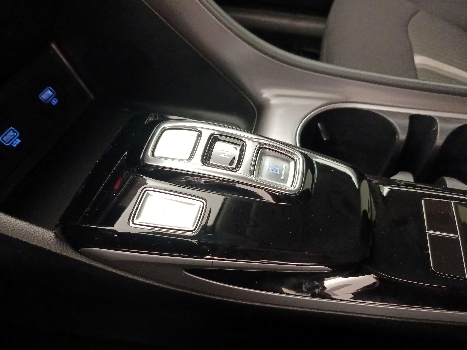 Thumbnail: 2023 Hyundai Sonata - 17