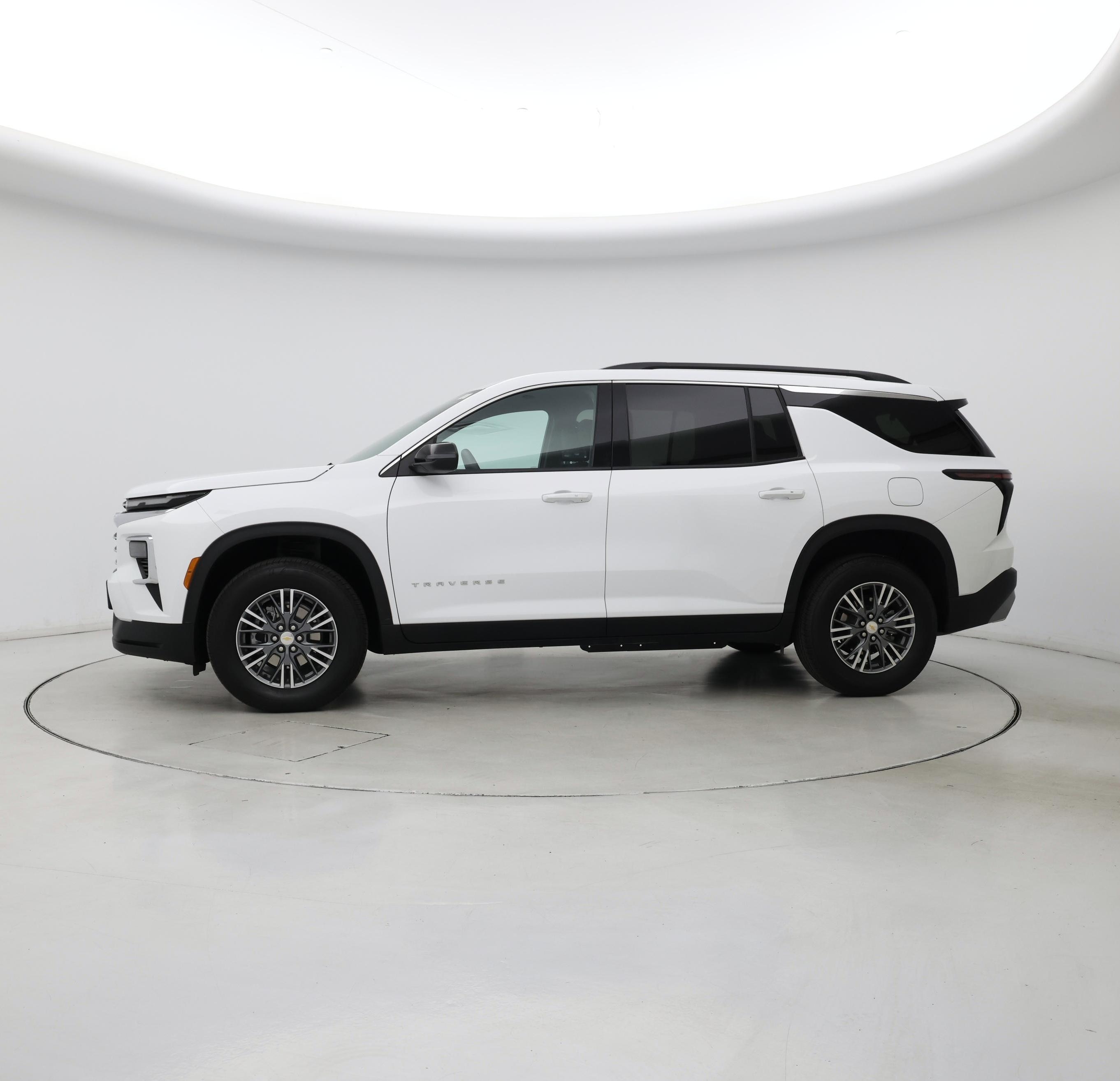 Thumbnail: 2025 Chevrolet Traverse - 3