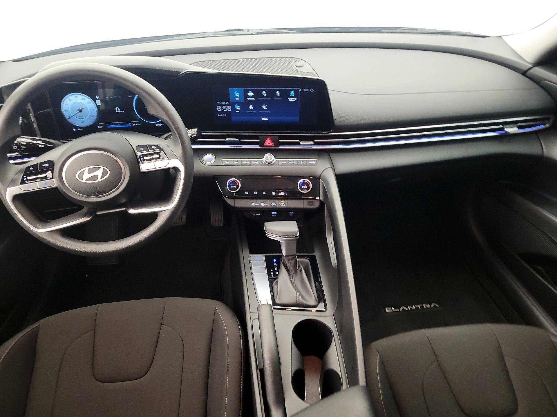 Thumbnail: 2024 Hyundai Elantra - 9