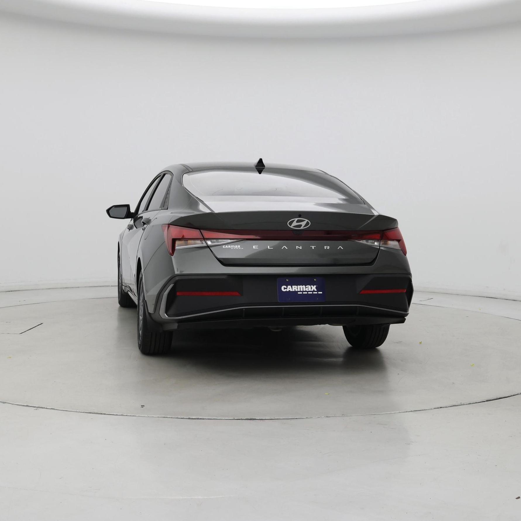 Thumbnail: 2024 Hyundai Elantra - 6