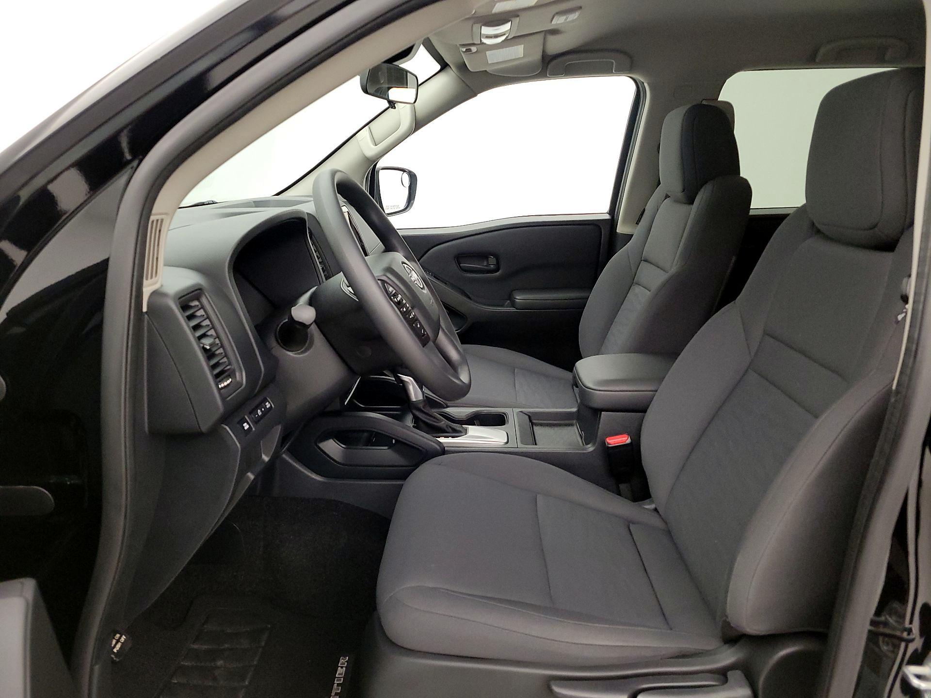 Thumbnail: 2022 Nissan Frontier - 11