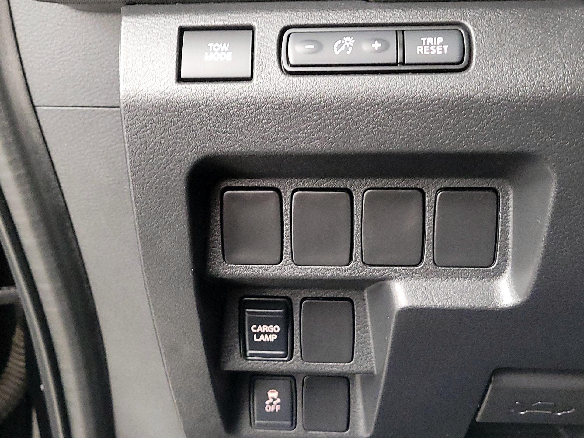 Thumbnail: 2022 Nissan Frontier - 13