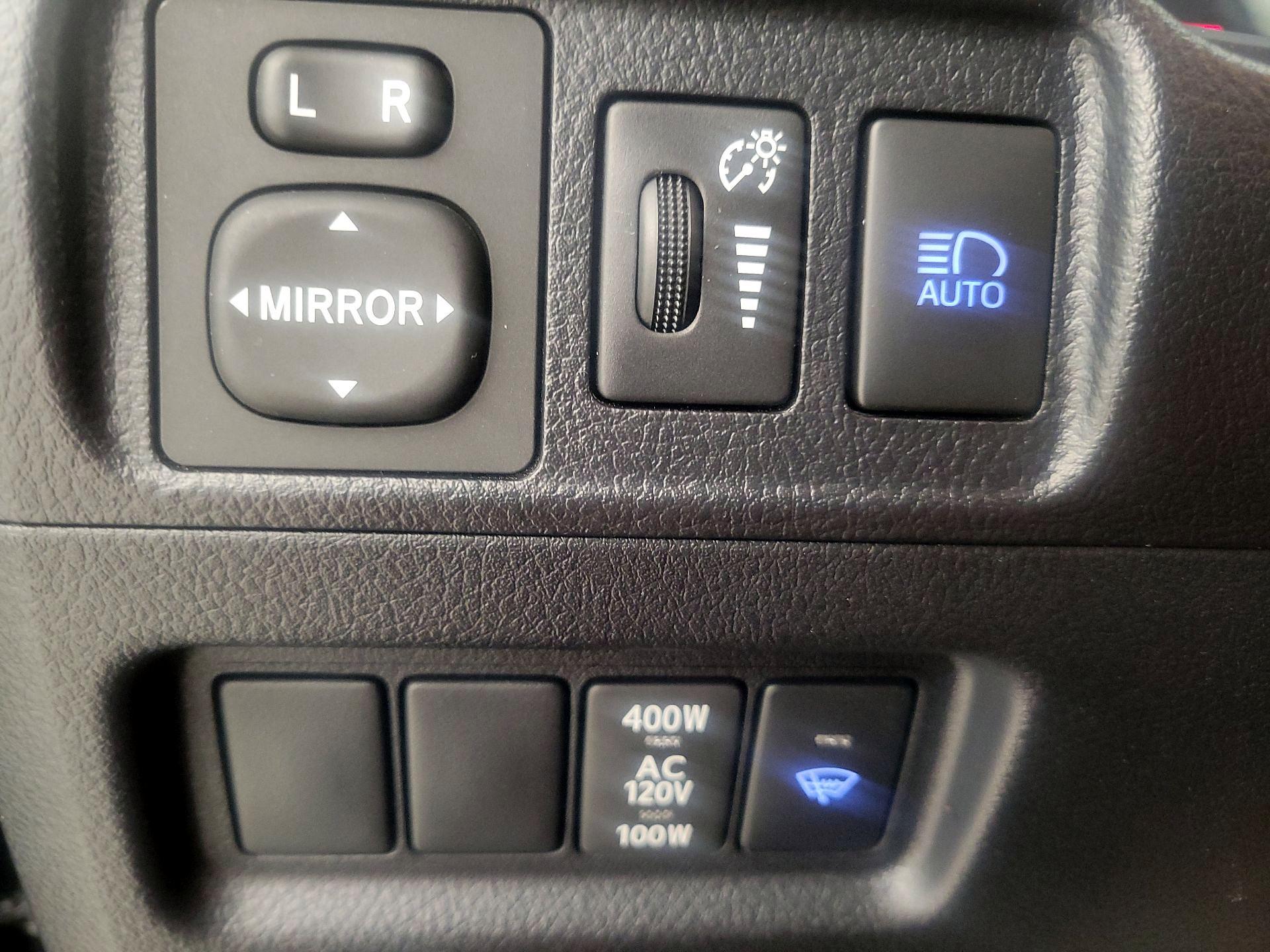 Thumbnail: 2024 Toyota 4Runner - 13