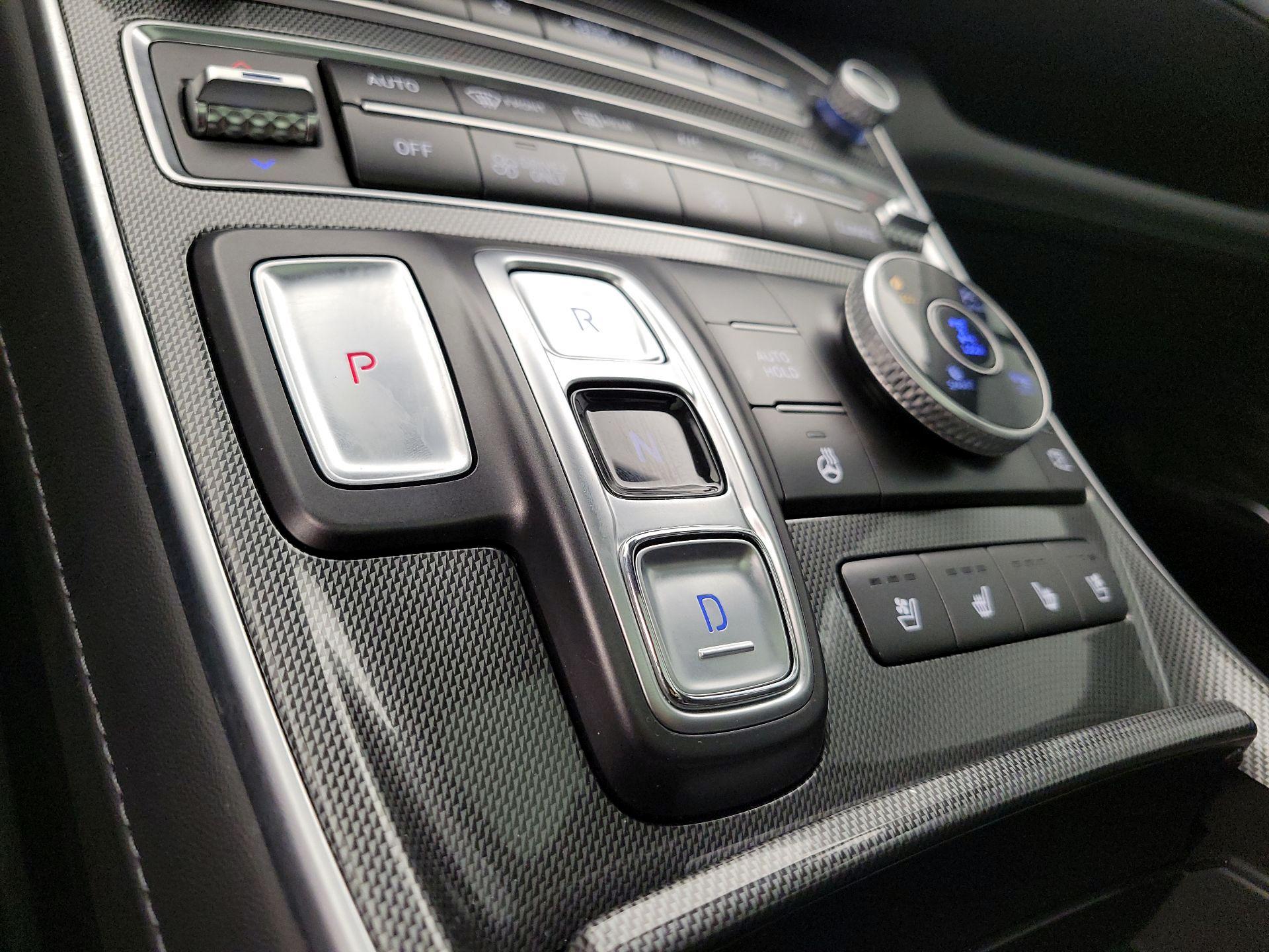 Thumbnail: 2023 Hyundai Santa Fe - 18