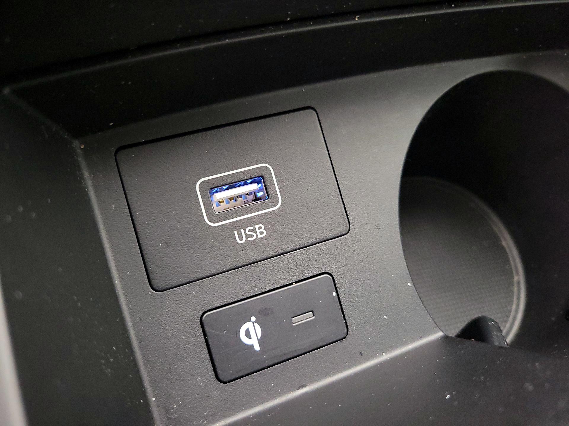 Thumbnail: 2023 Hyundai Santa Fe - 19