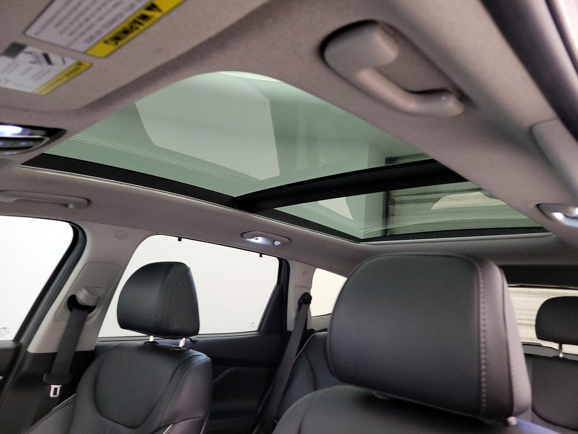 Thumbnail: 2023 Hyundai Santa Fe - 20