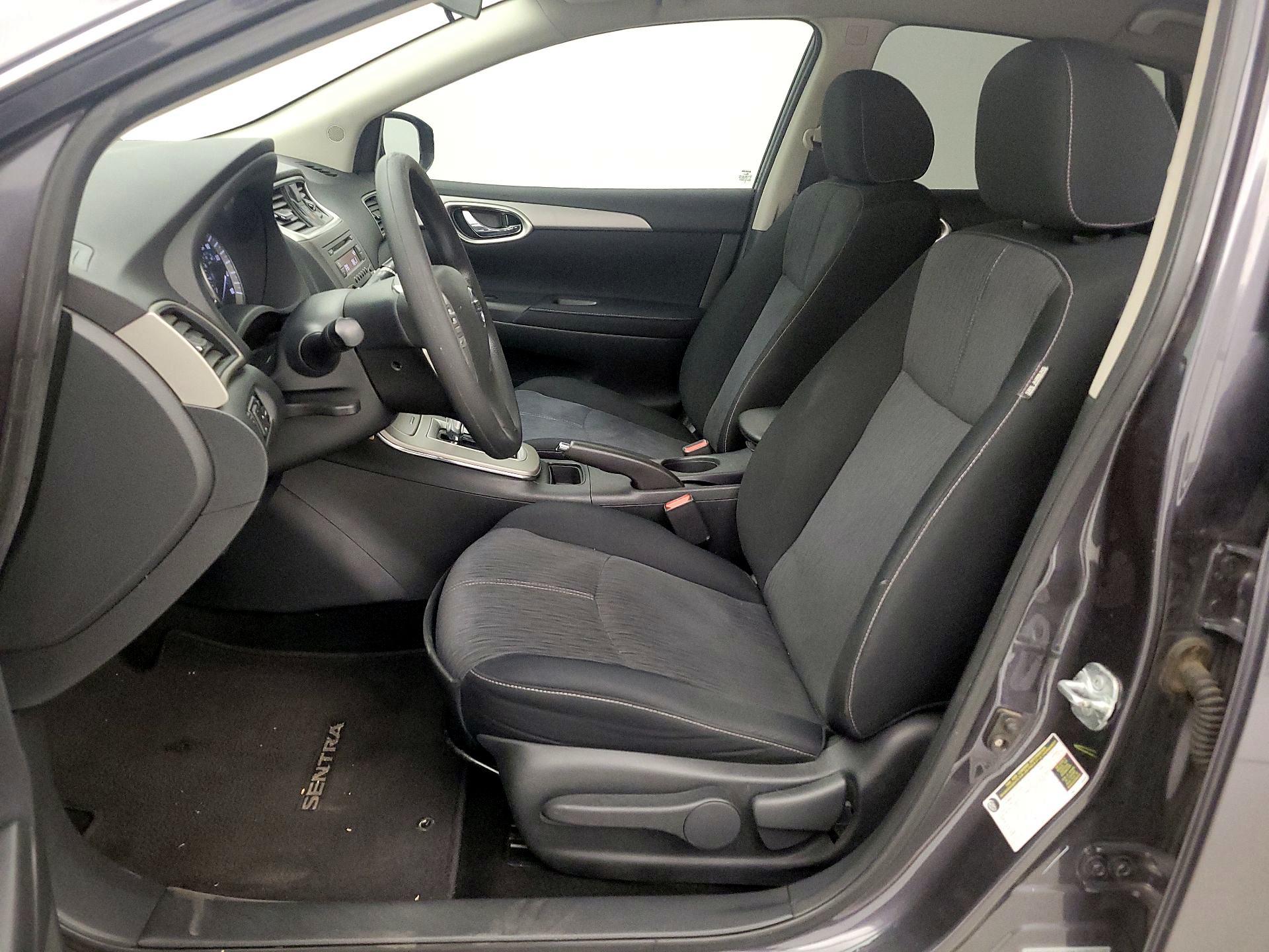 Thumbnail: 2014 Nissan Sentra - 11