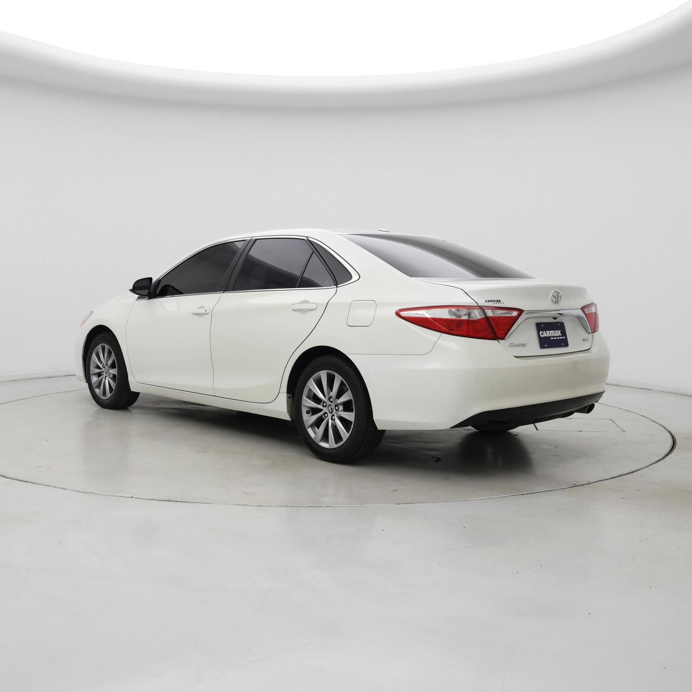 Thumbnail: 2015 Toyota Camry - 2