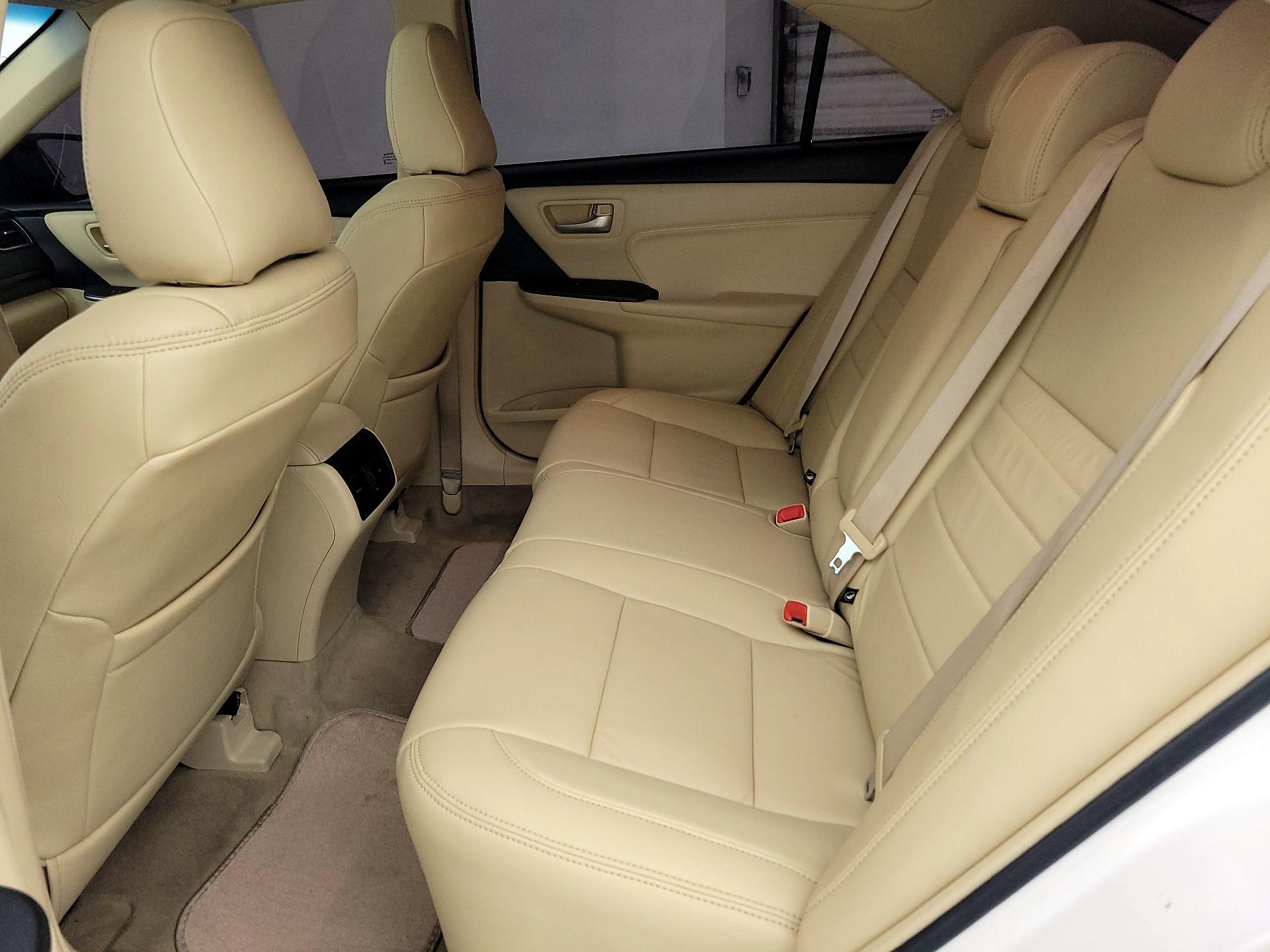 Thumbnail: 2015 Toyota Camry - 20