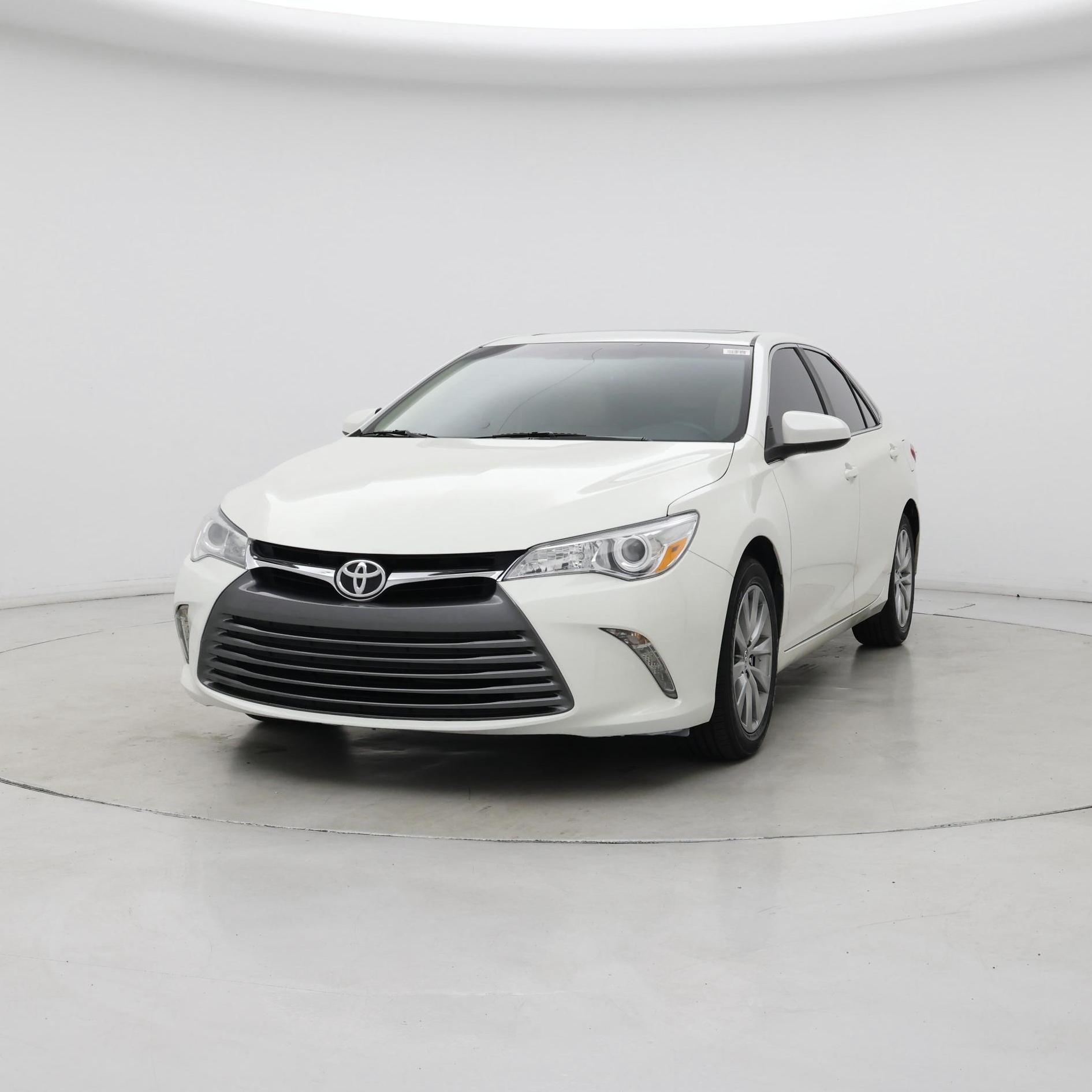 Thumbnail: 2015 Toyota Camry - 4